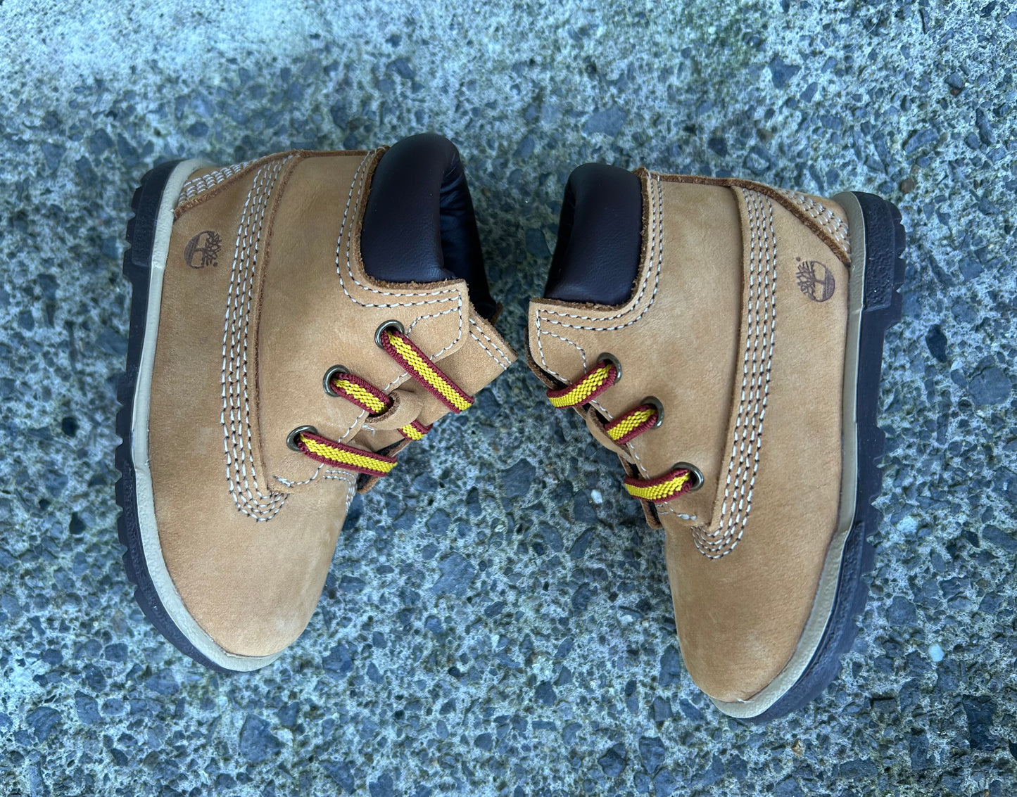 Brown suede boots uk 1.5 (eu 17)