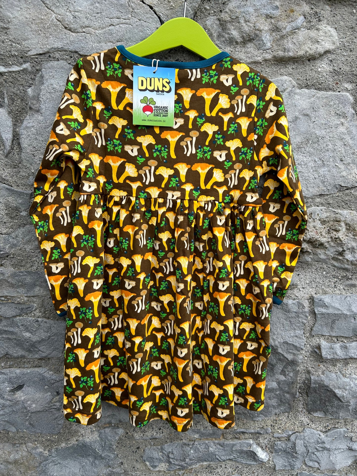 Chantarelles brown dress 4y (104cm)