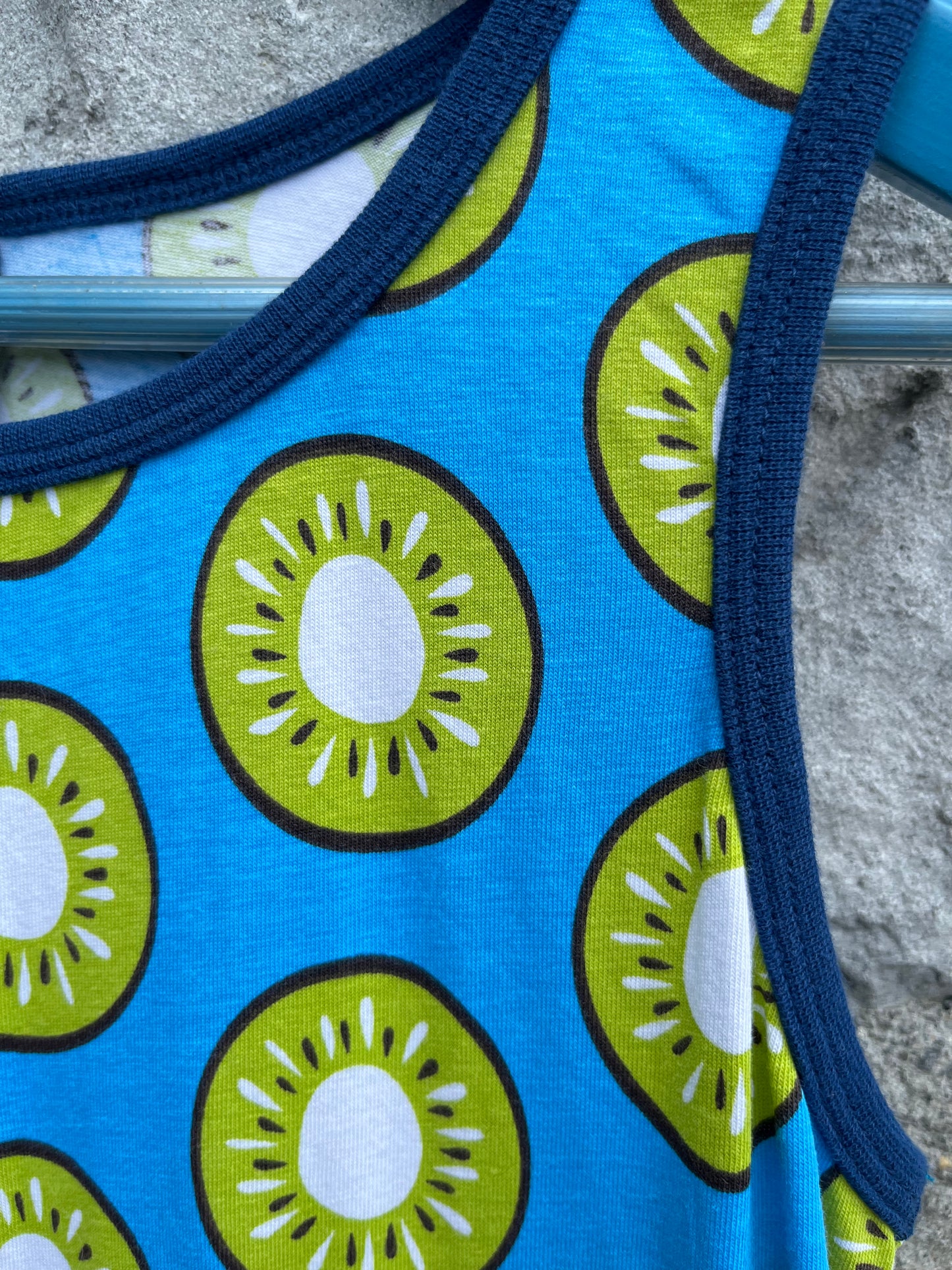 Kiwi dress 9-10y (134-140cm)