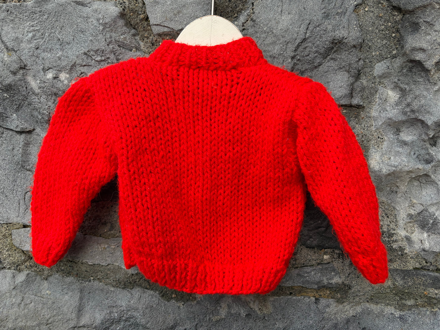 Red cardigan 0-3m (56-62cm)
