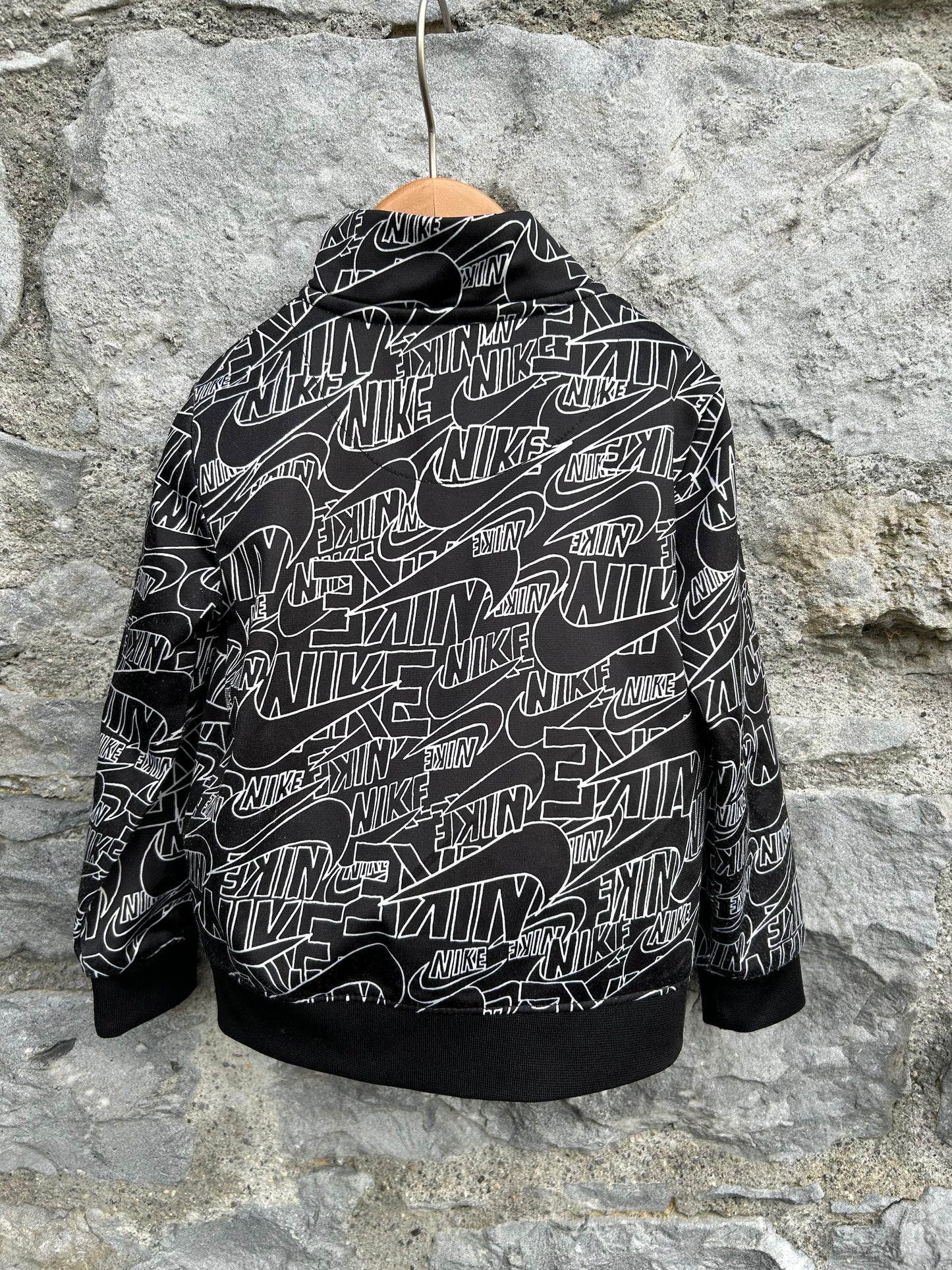 Logo black tracksuit 18-24m (86-92cm)
