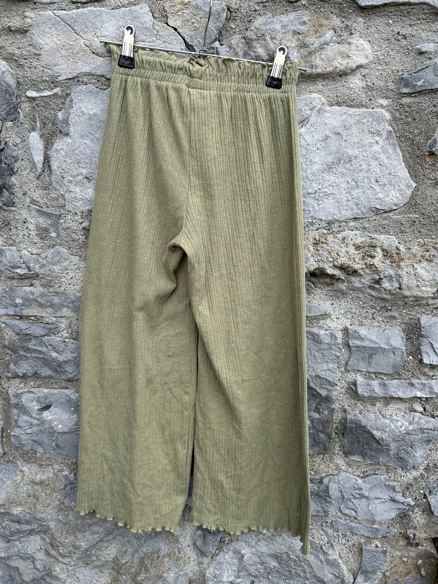 Khaki wrinkled relaxed pants 8-9y (128-134cm)