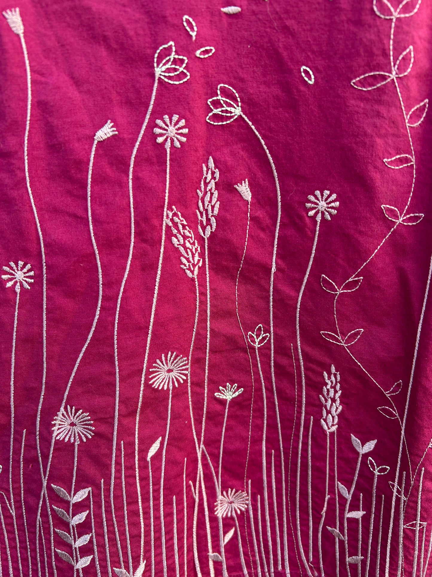 Y2K embroidered pink skirt uk 8-10