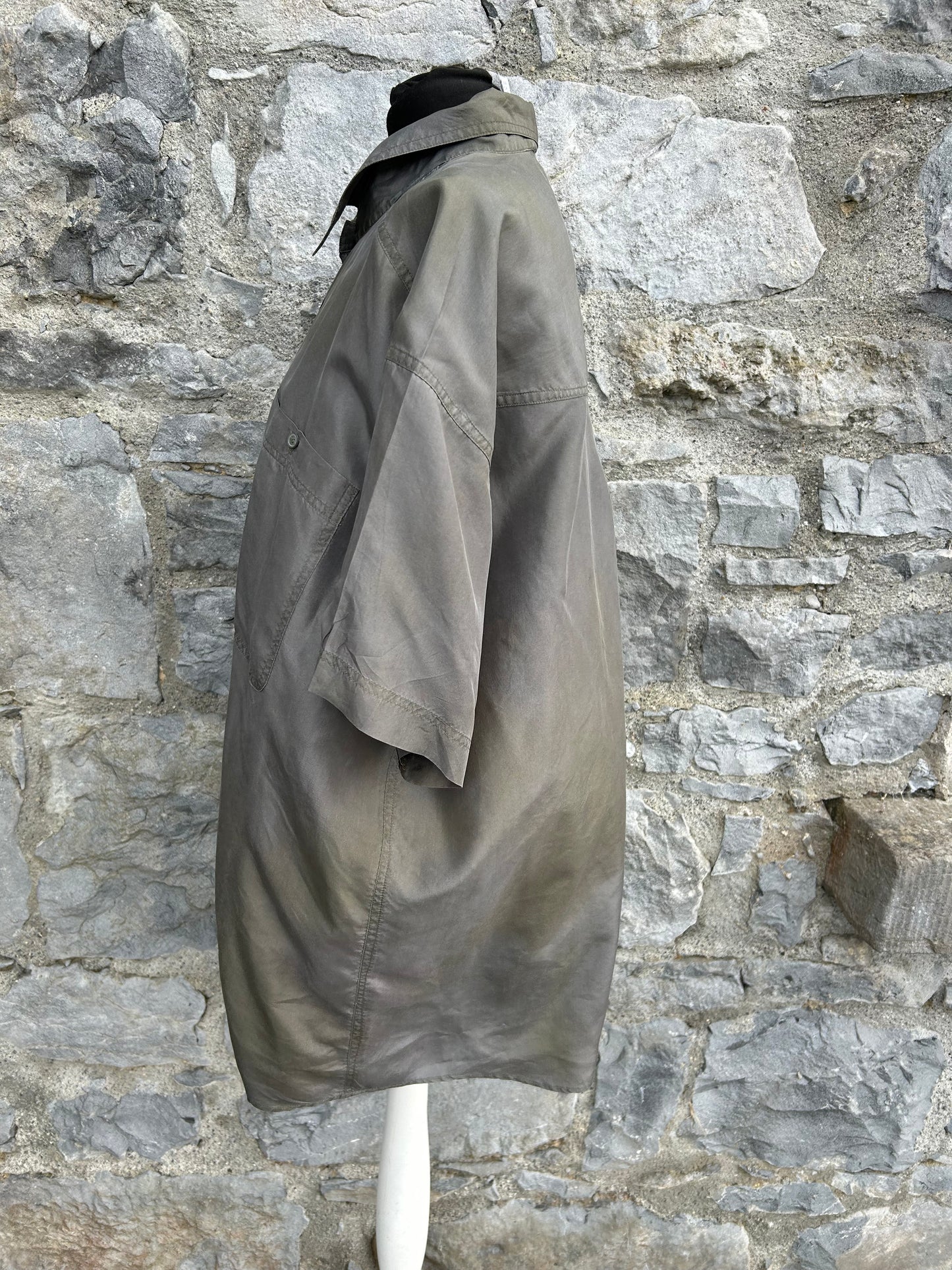 90s silk khaki shirt Large