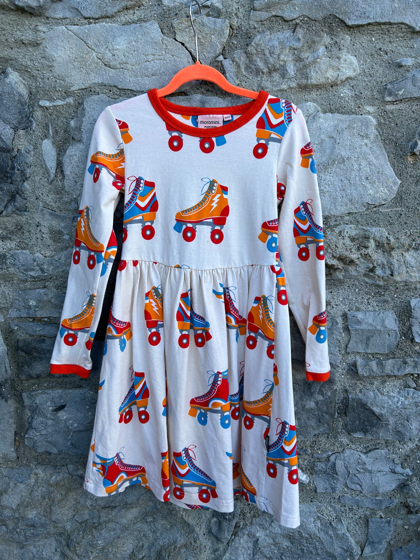 Roller-skates off white dress 6-7y (116-122cm)