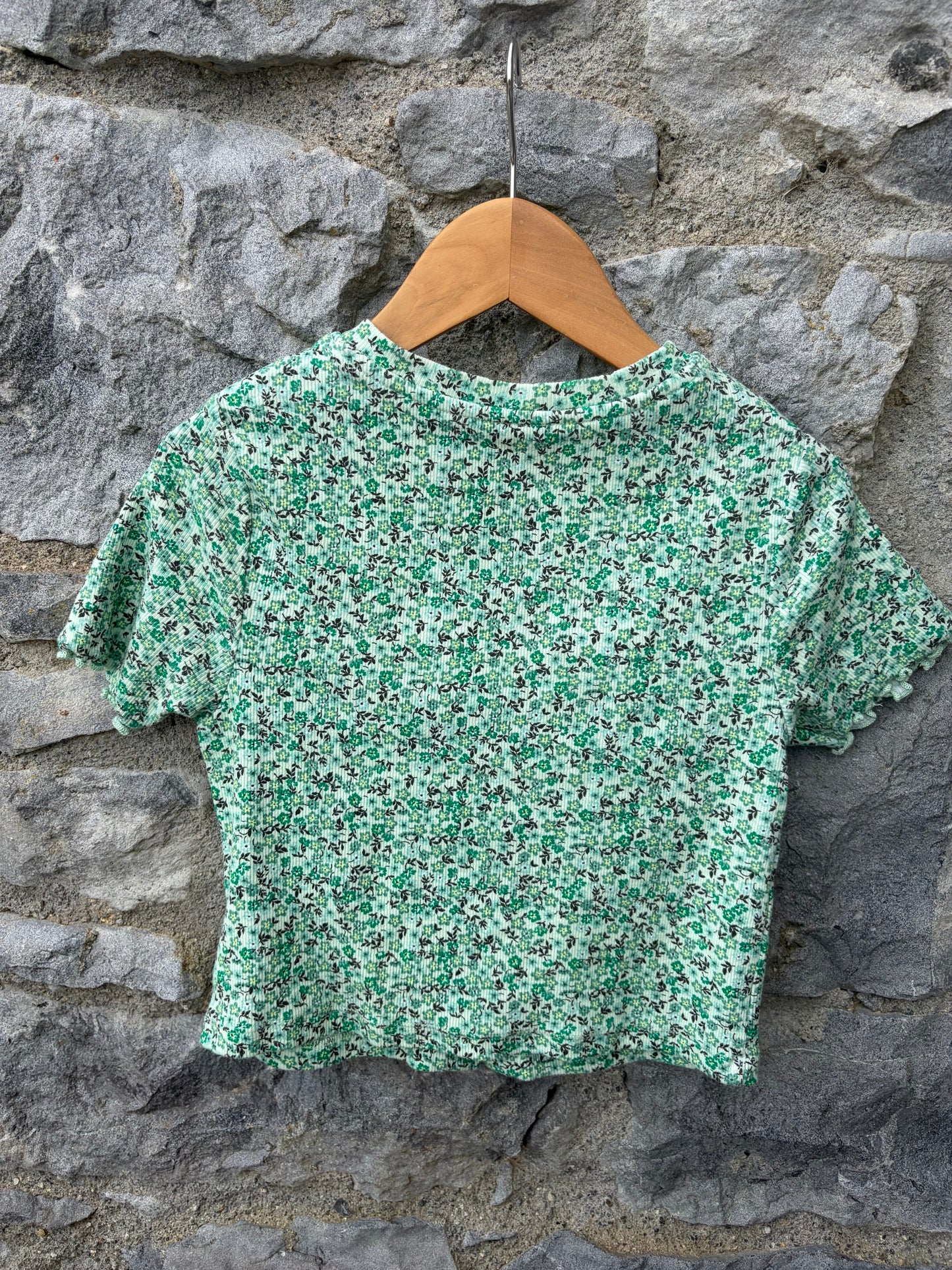 Green floral top 9-10y (134-140cm)