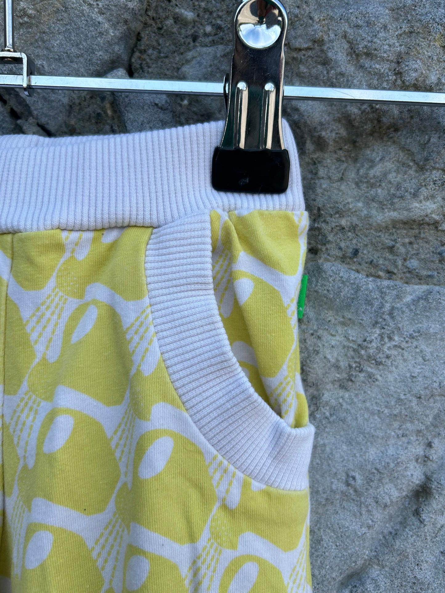 Yellow fish pants 0-3m (56-62cm)