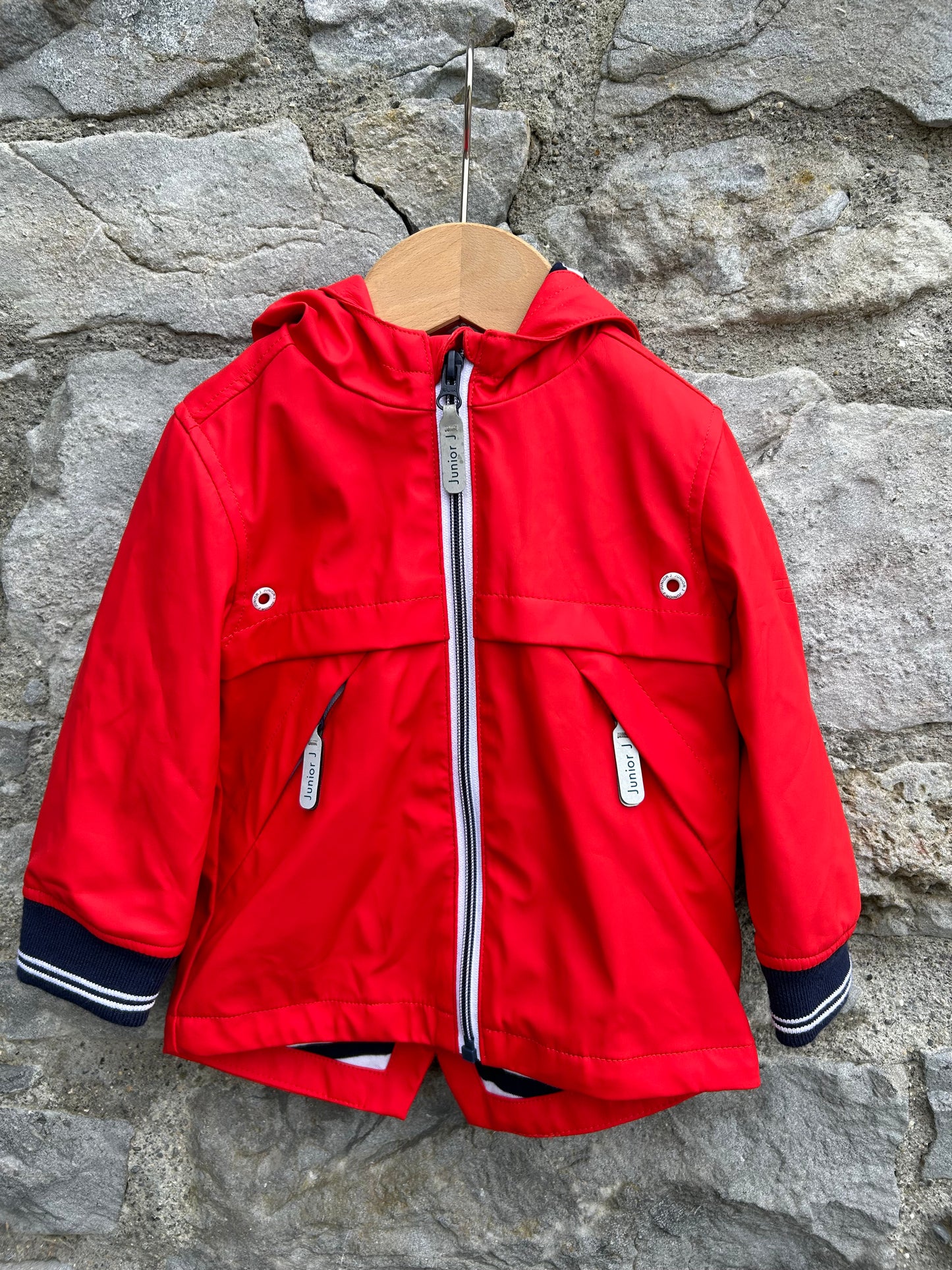 Red raincoat 9-12m (74-80cm)