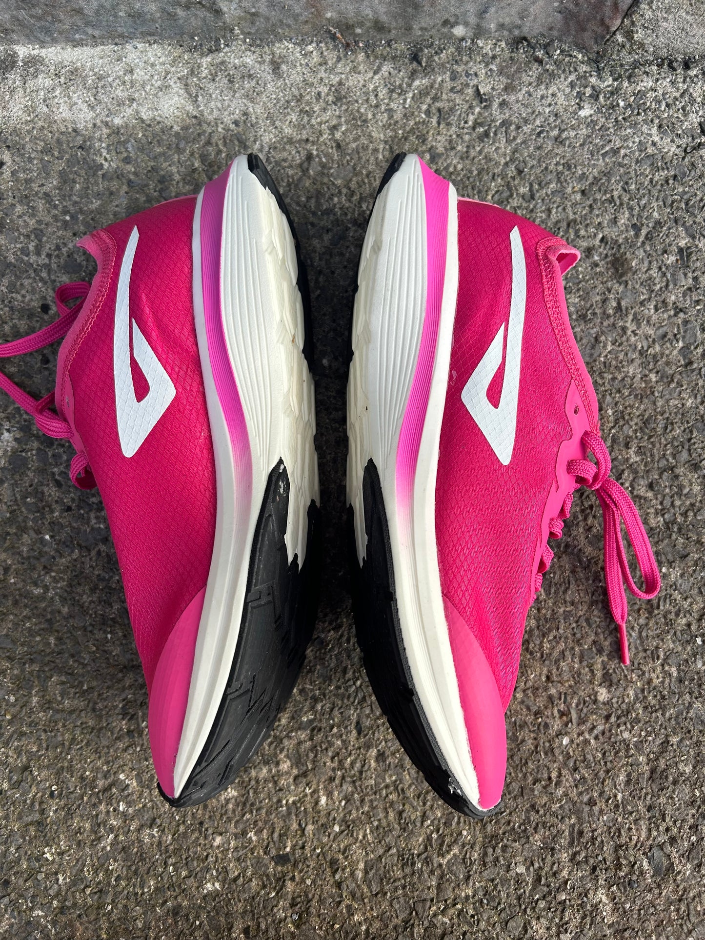 Zephyr 2 Road Running Shoes Womens uk 6.5 (eu 40)