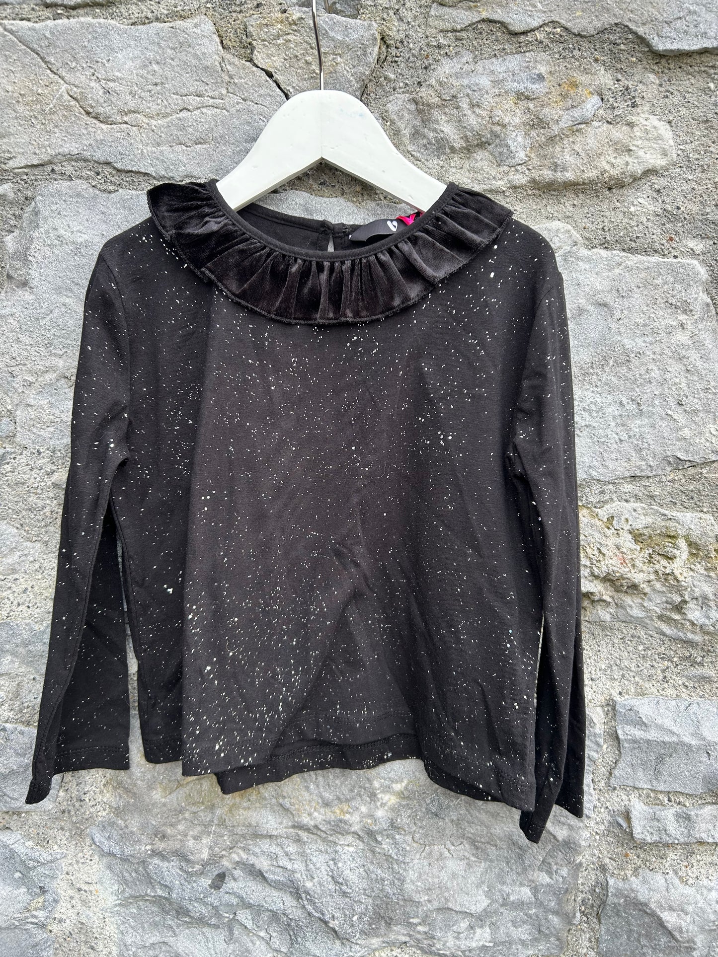 Black sparkly top 7y (122cm)