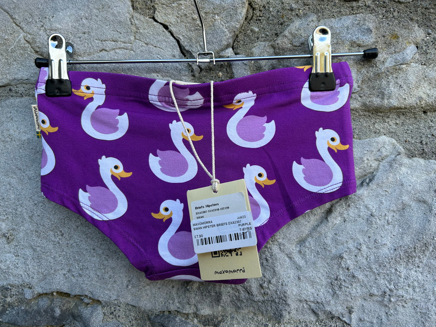 Purple swan briefs 7-8y (122-128cm)