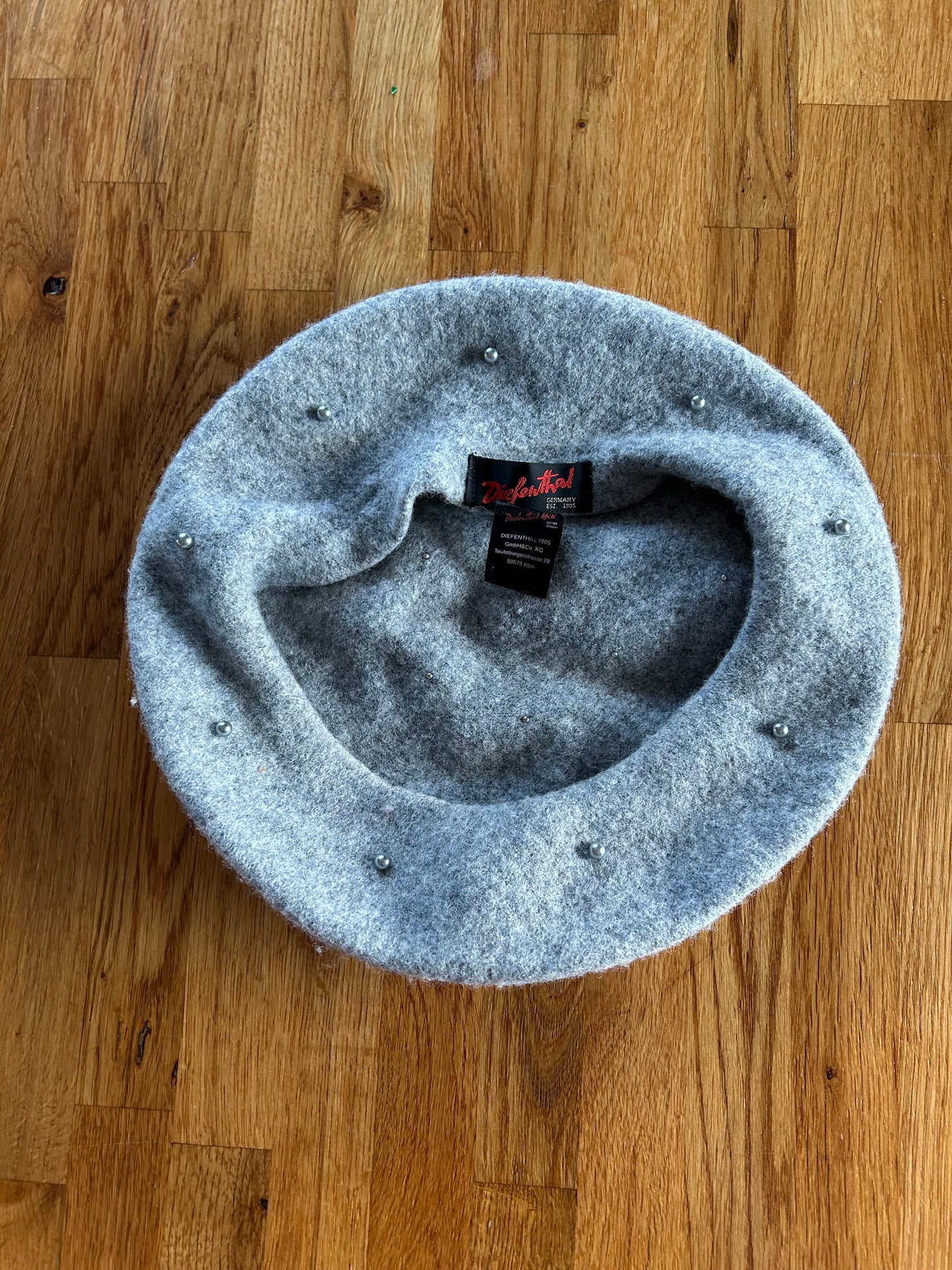 Grey beaded beret