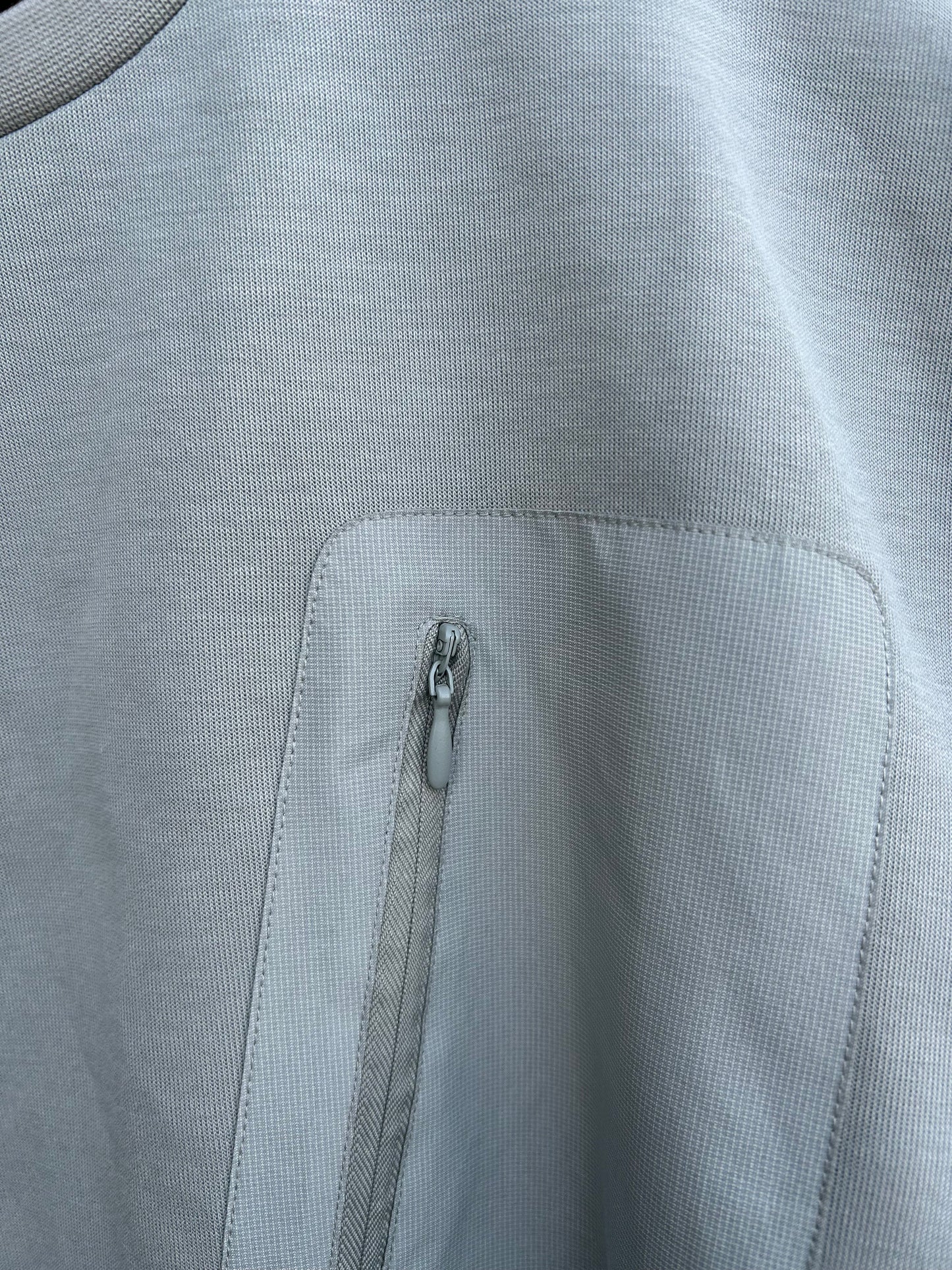 Grey T-shirt 11-12y (146-152cm)