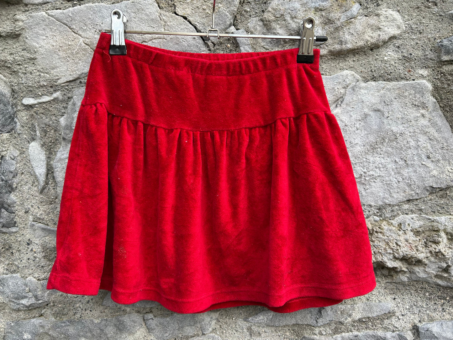 Red velour skirt 7-8y (122-128cm)