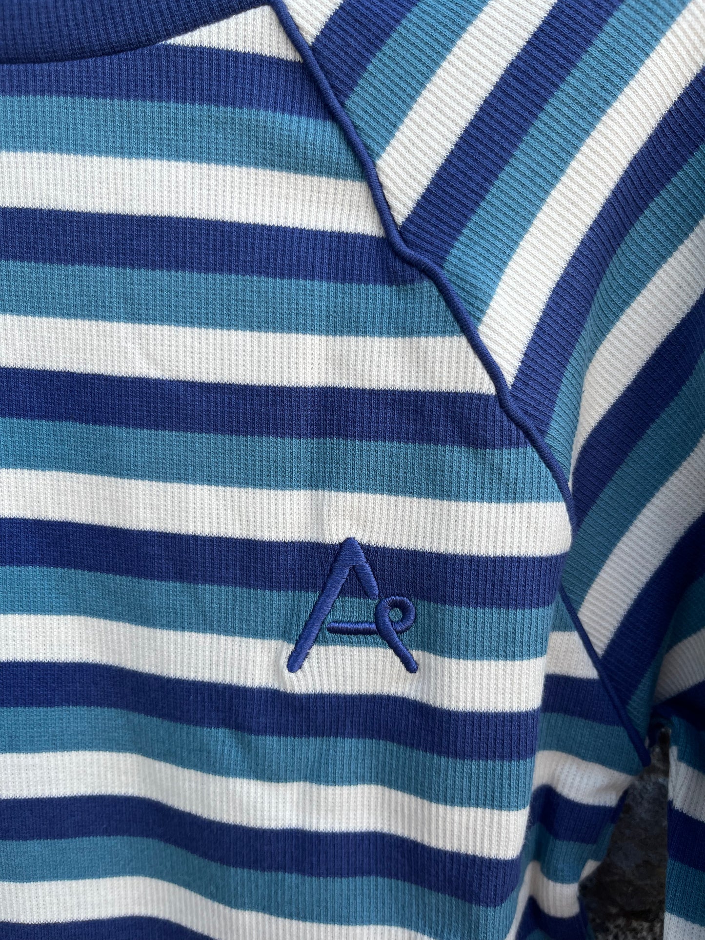 Blue Retro Stripes top 2y (92cm)