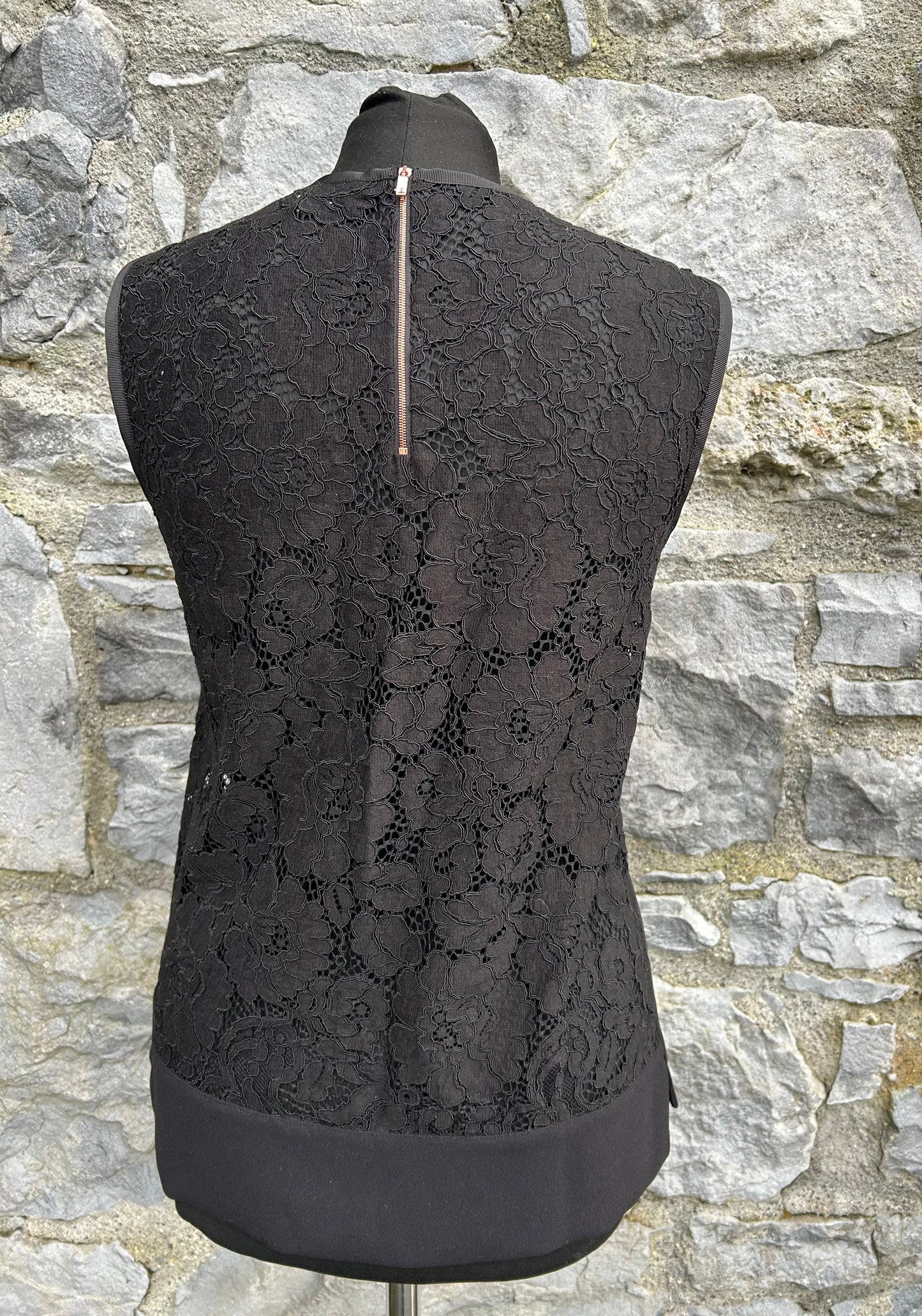 Black lace back top uk 6-8