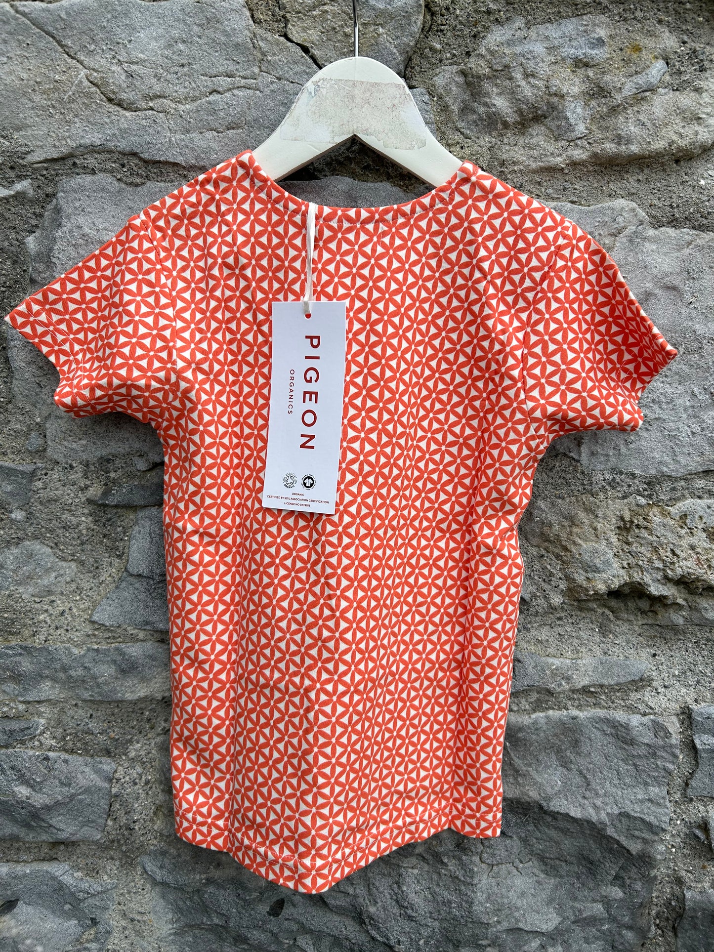 Orange patterned t-shirt 4-5y (104-110cm)