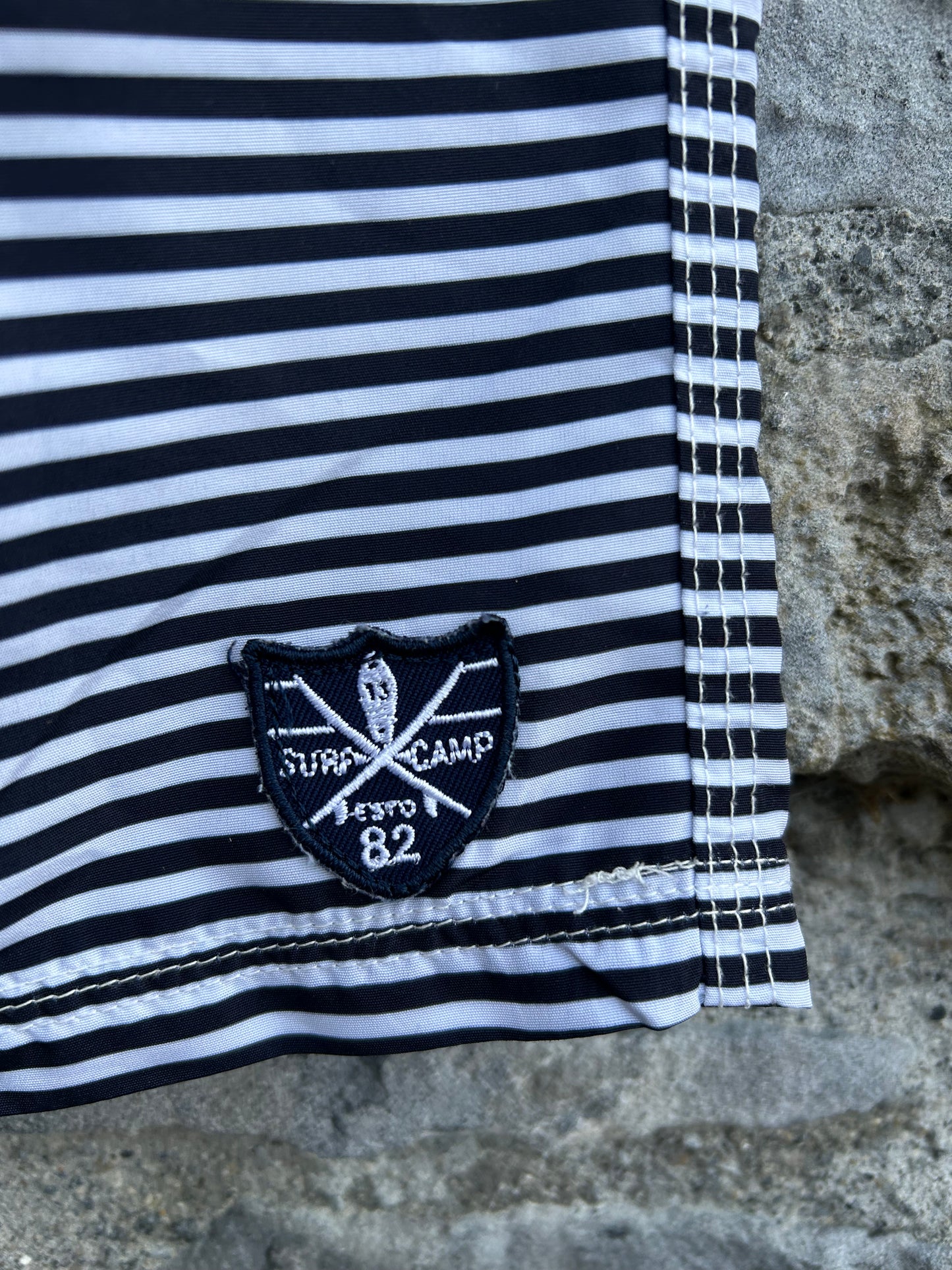 Navy stripy shorts 5y (110cm)