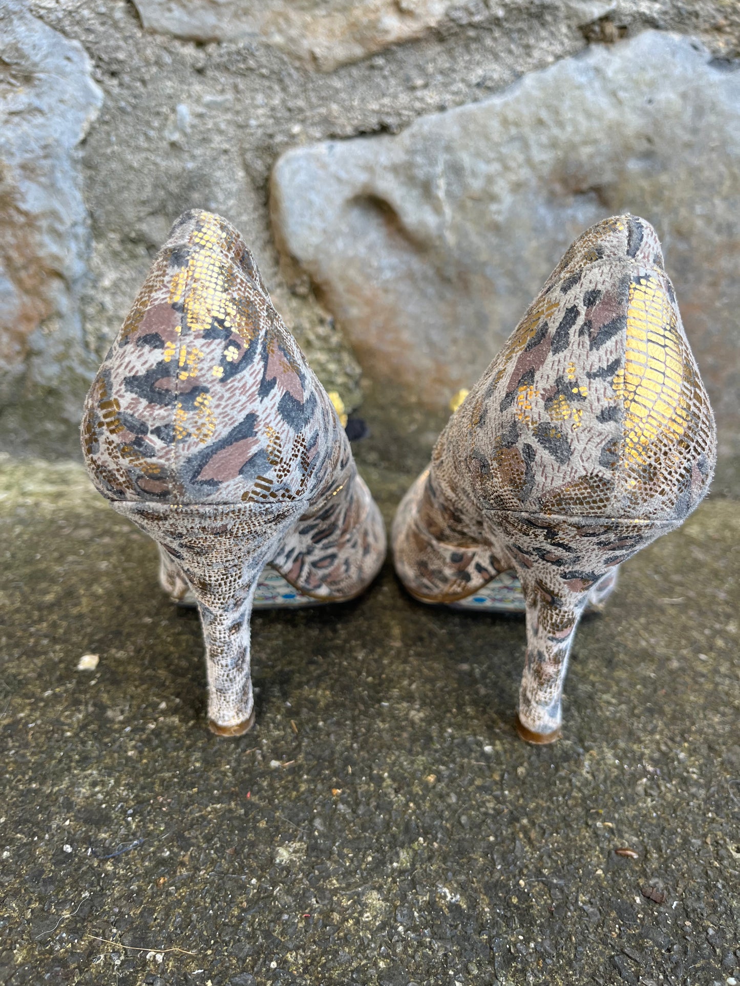 Gold leopard print heels 5.5 (eu 38.5)