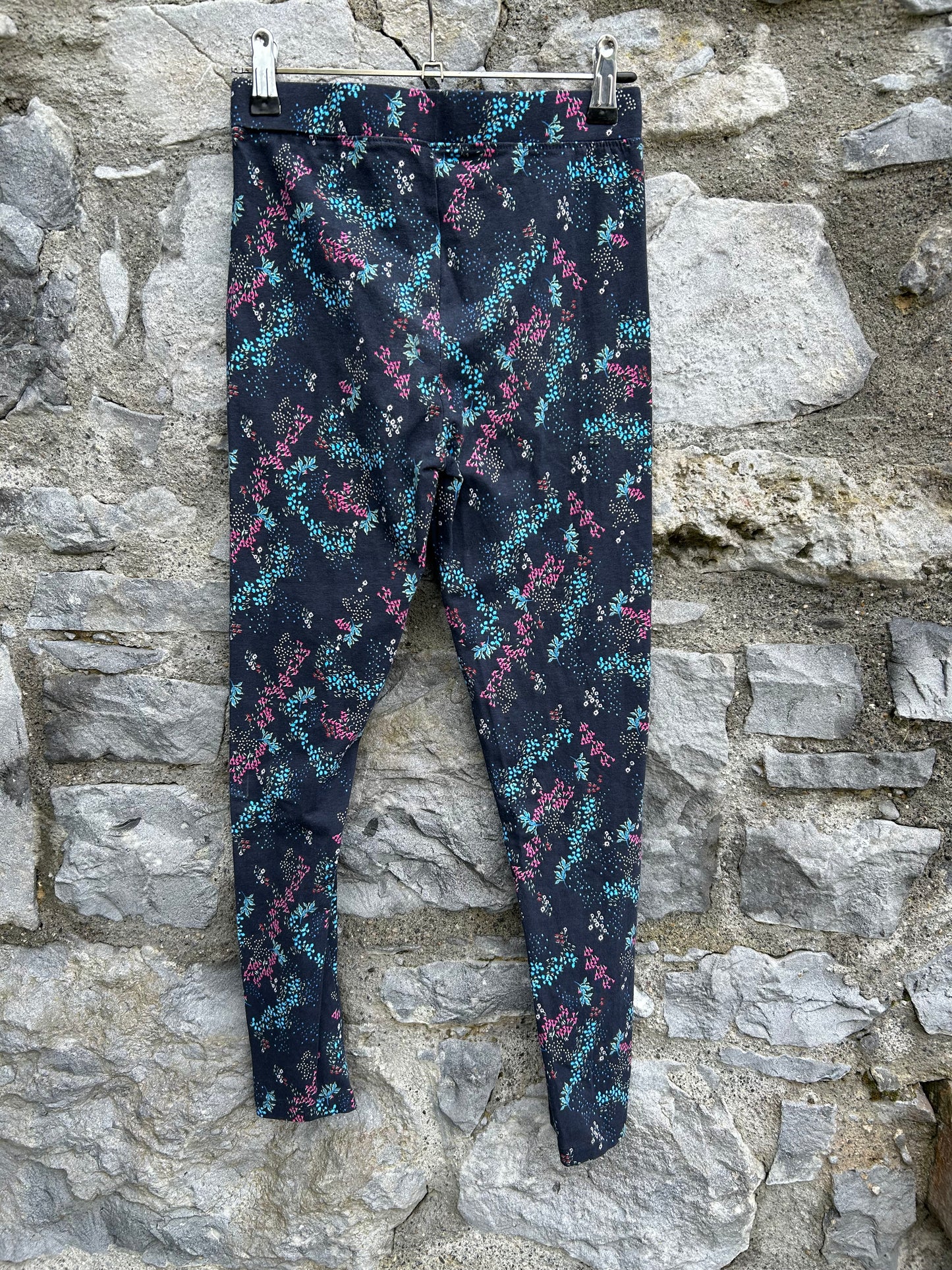 Floral navy leggings 10-11y (140-146cm)