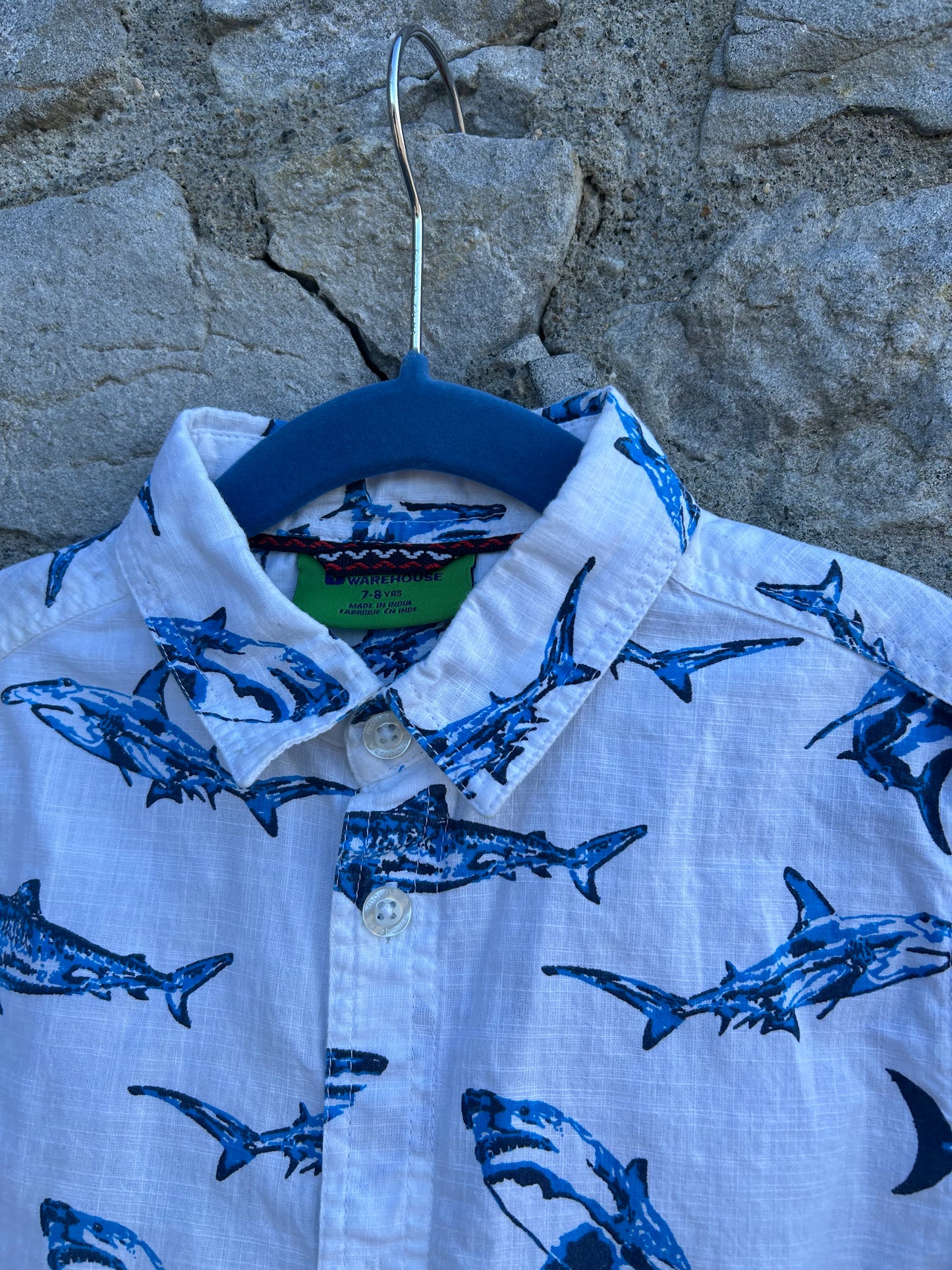 Sharks white shirt 7-8y (122-128cm)