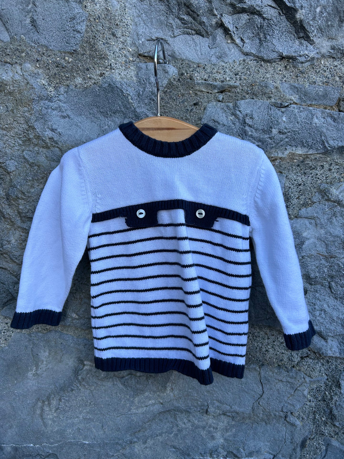 White&navy jumper 0-3m (56-62cm)