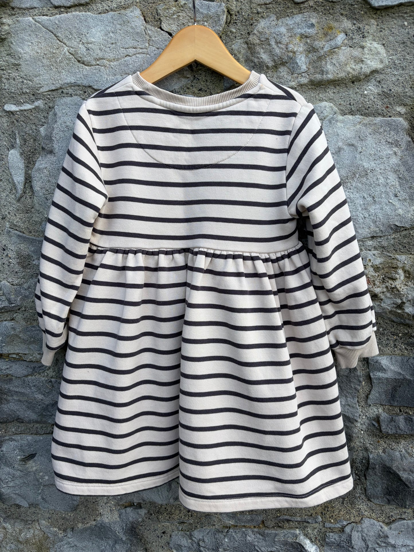Beige stripy sweat dress 4-5y (104-110cm)