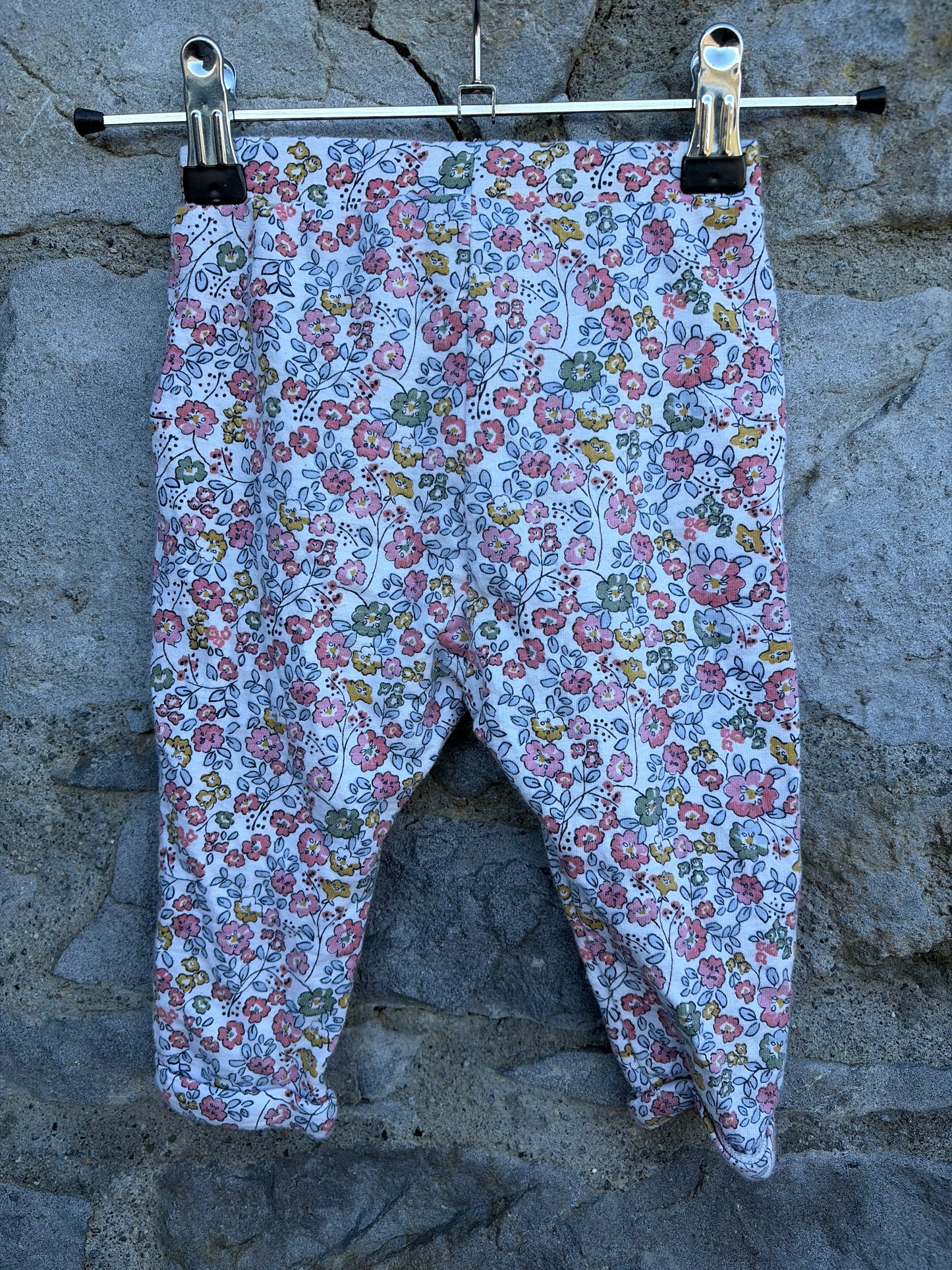 Colourful flowers baggy pants 6-9m (68-74cm)