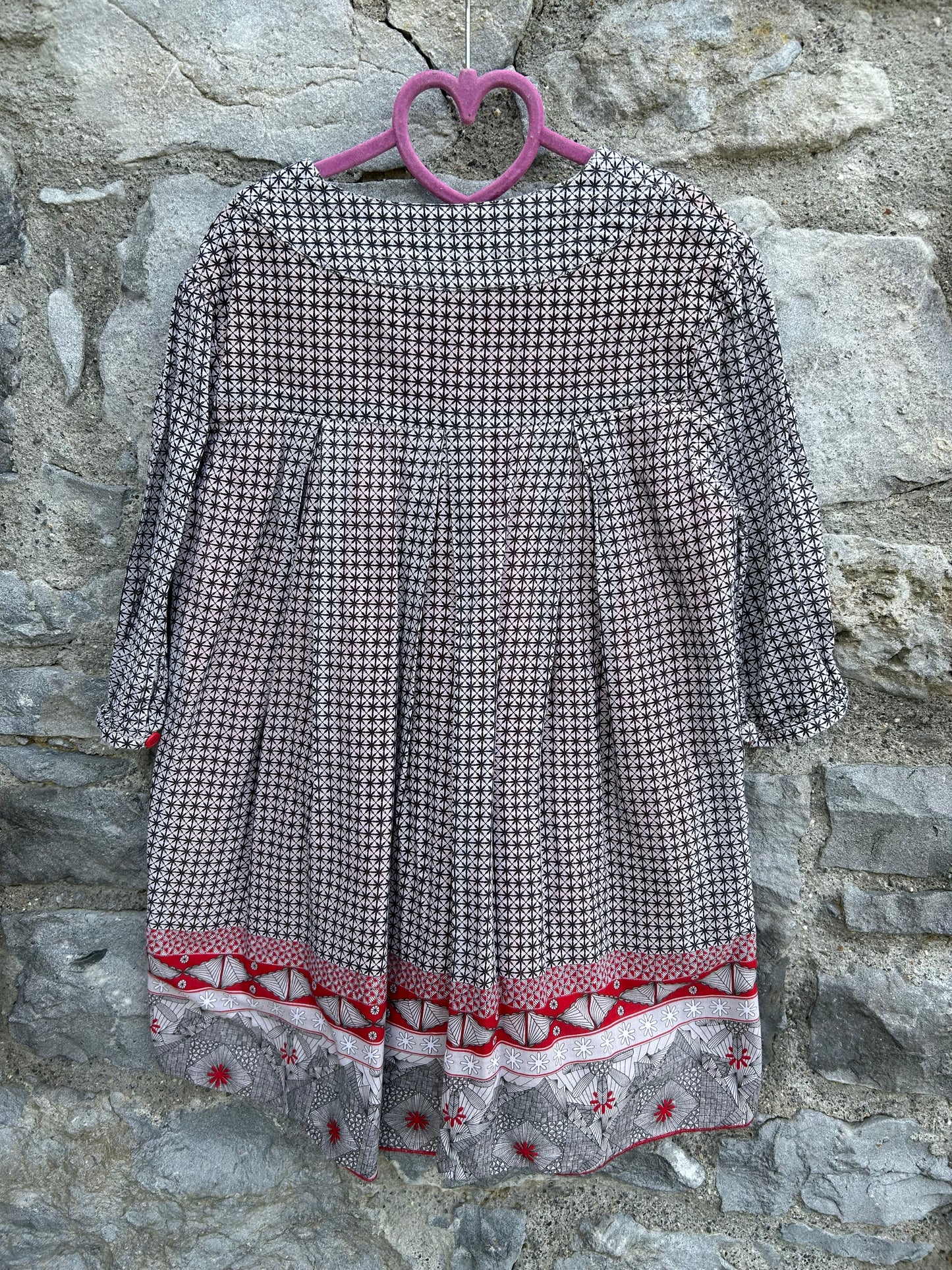 Grey geometric dress 11-12y (146-152cm)