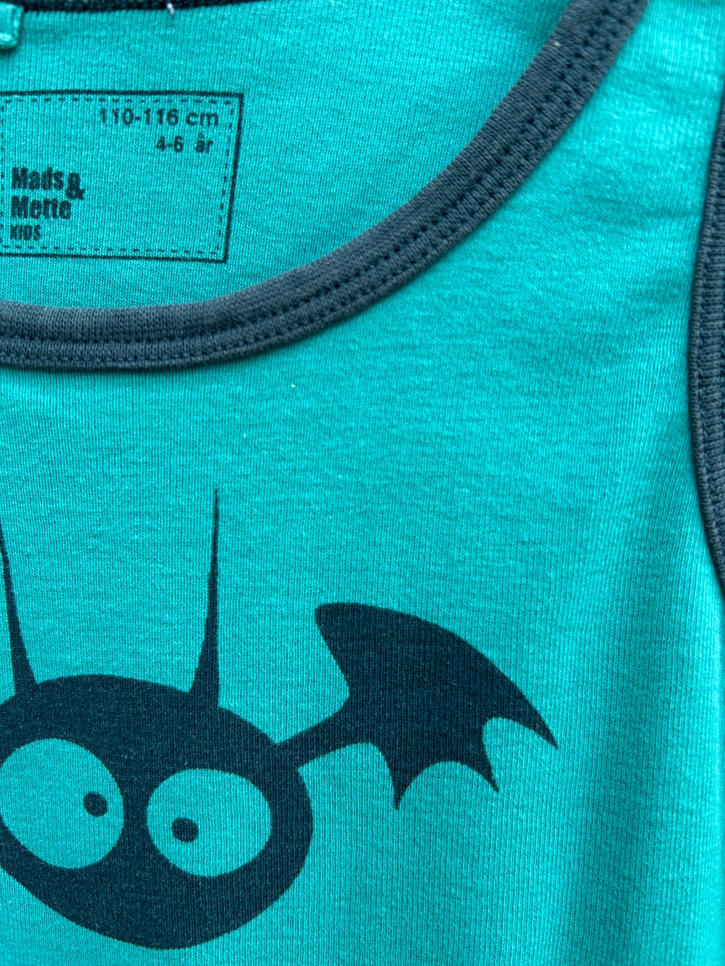 Bat teal tank top 5y (110cm)