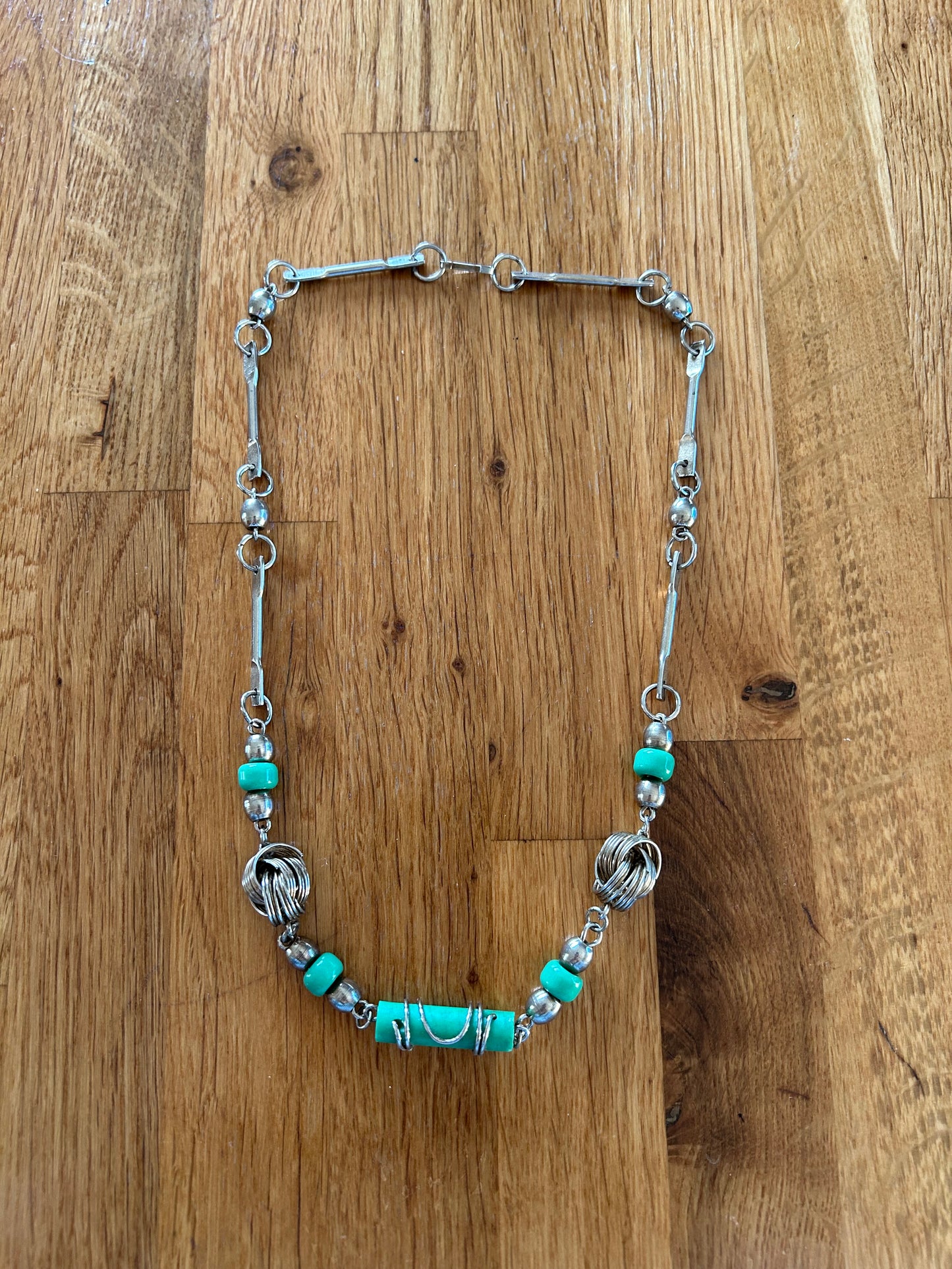 Green&silver necklace