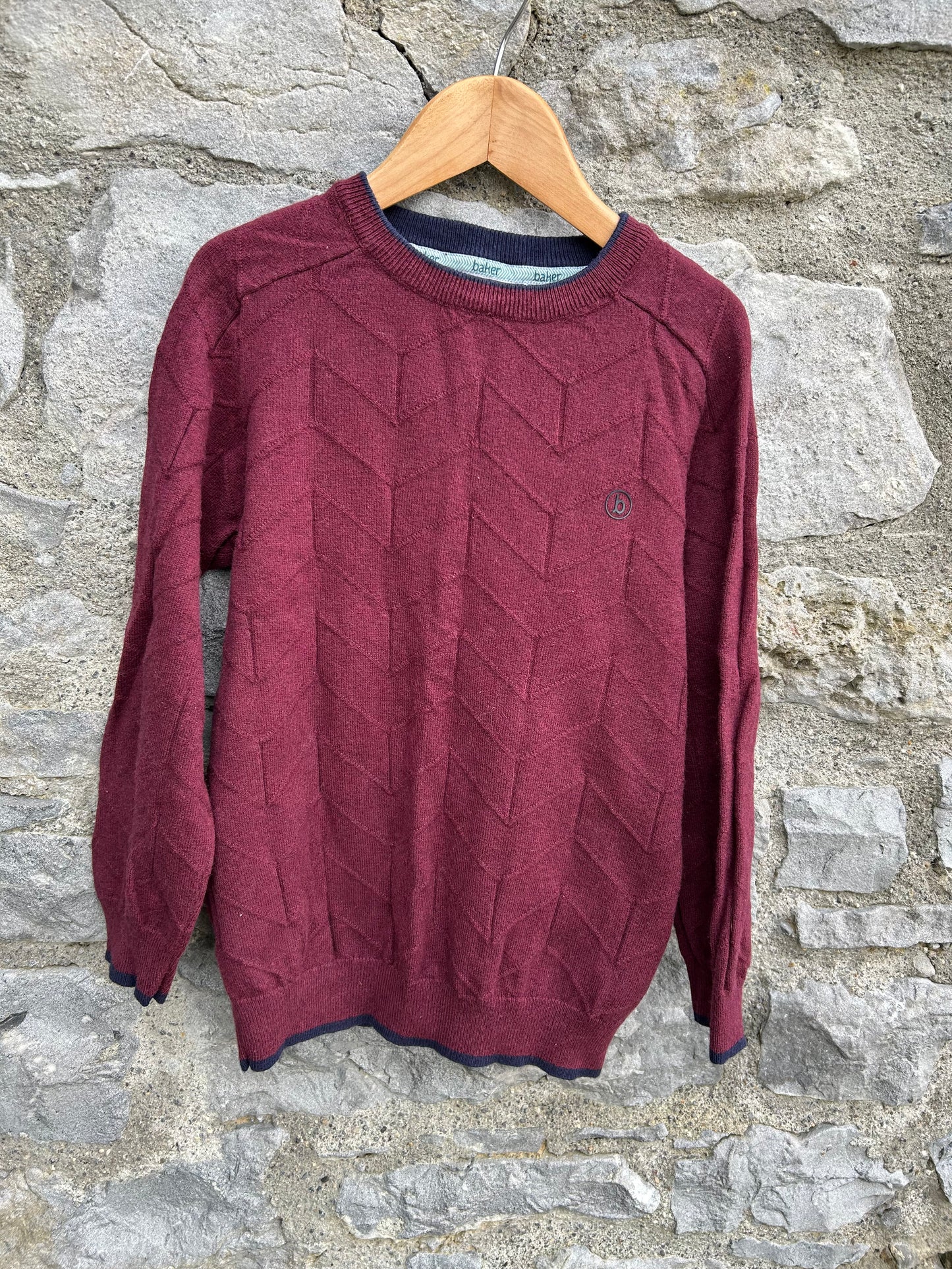Maroon chevron jumper 9y (134cm)