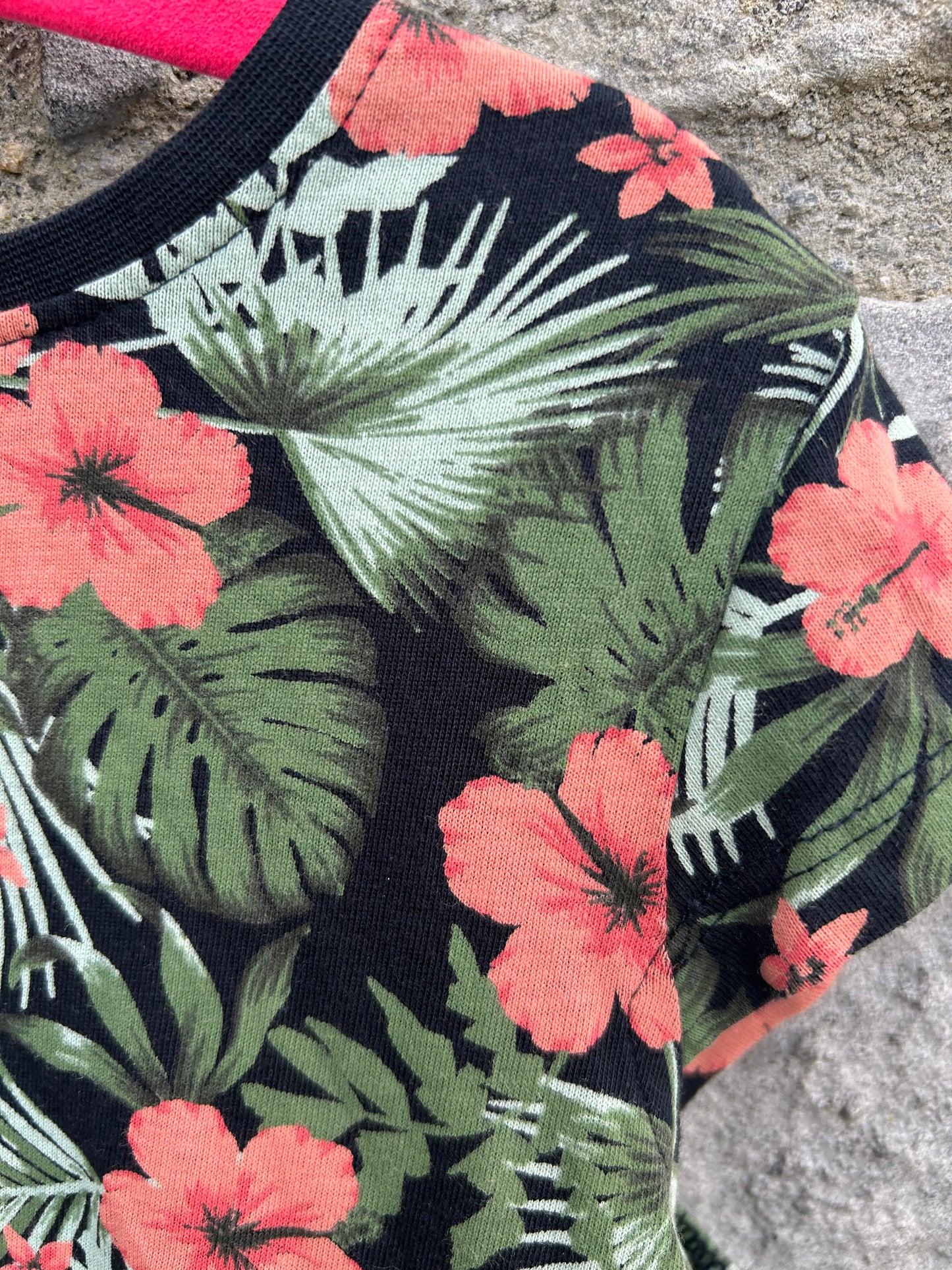Tropical flowers black dress 6y (116cm)