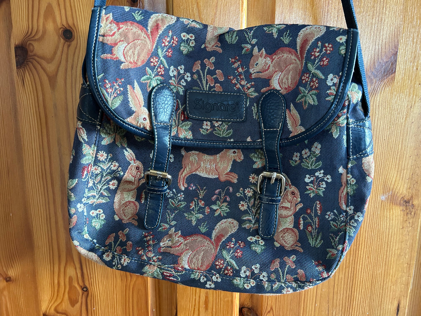 Squirrel bag