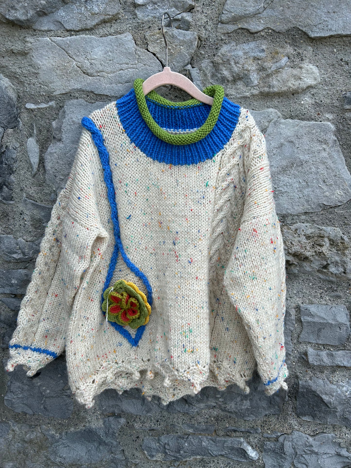 Beige melange flower jumper 11-12y (146-152cm)