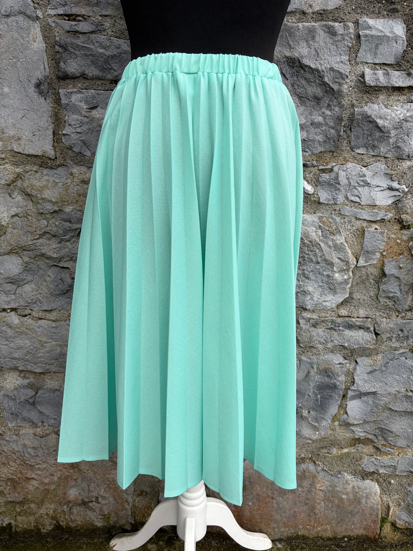 80s light green pleated skirt uk 6-8