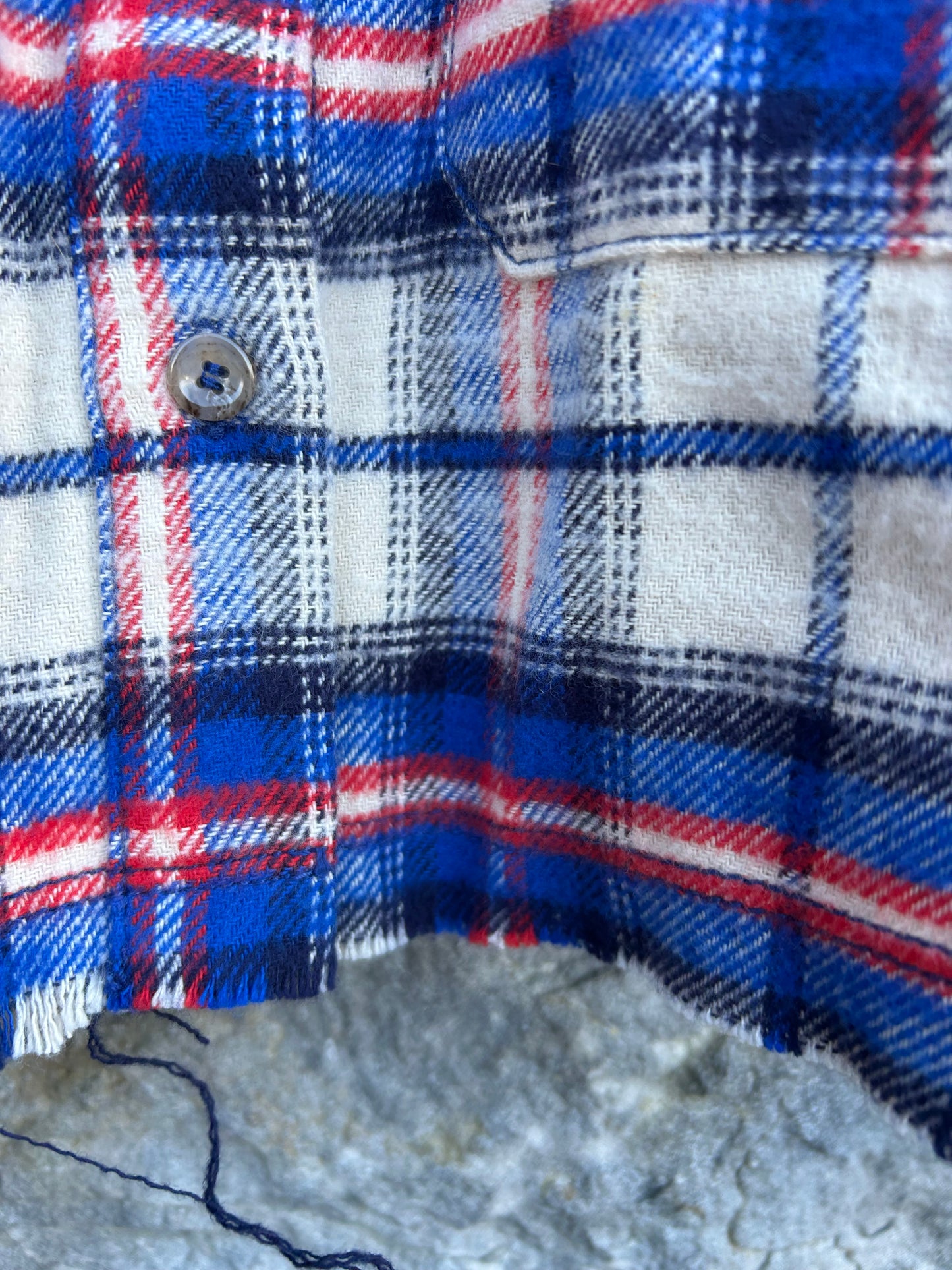 Navy&white cropped flannel shirt 7y (122cm)