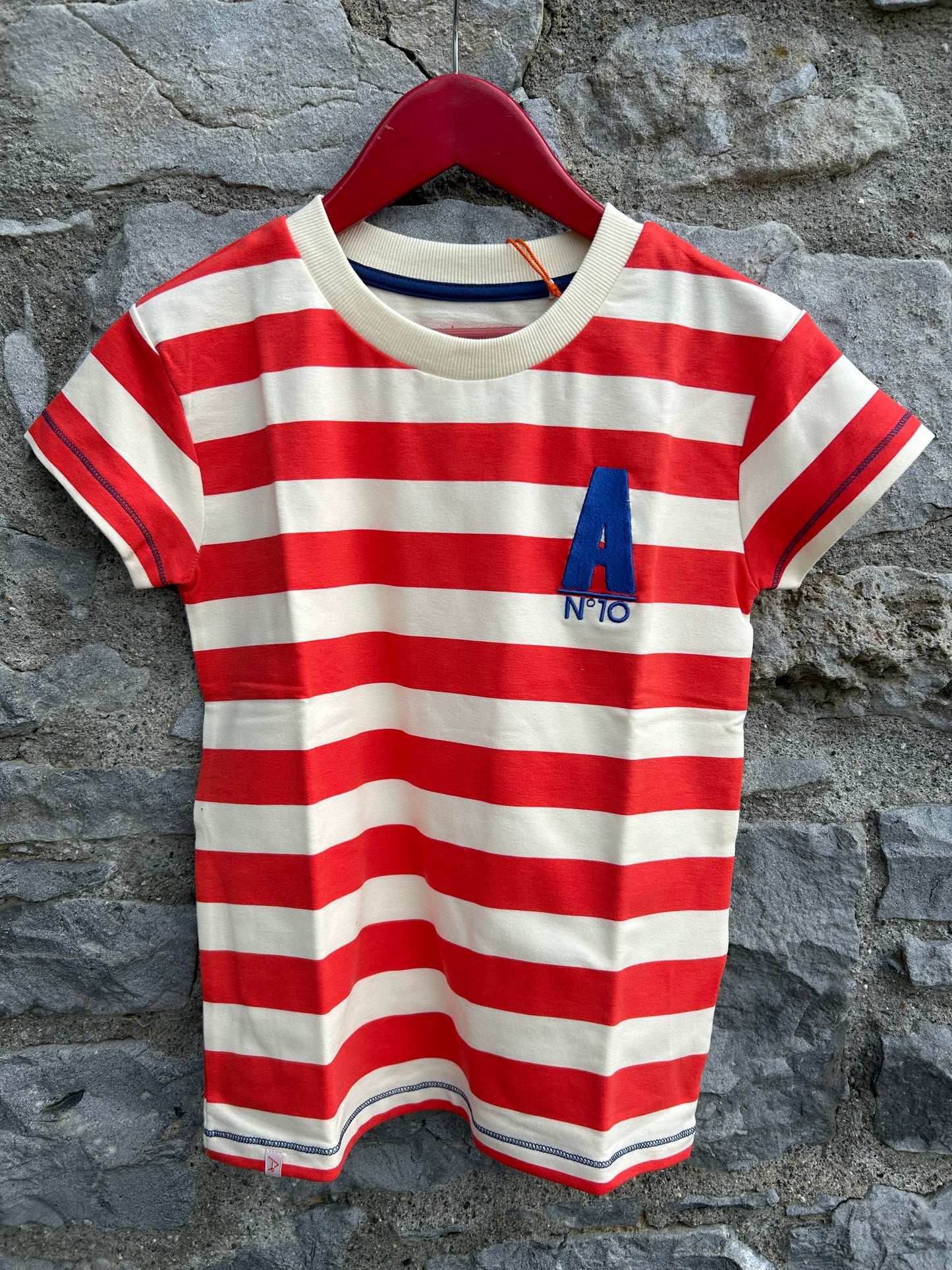 Red stripy t-shirt 9y (134cm)