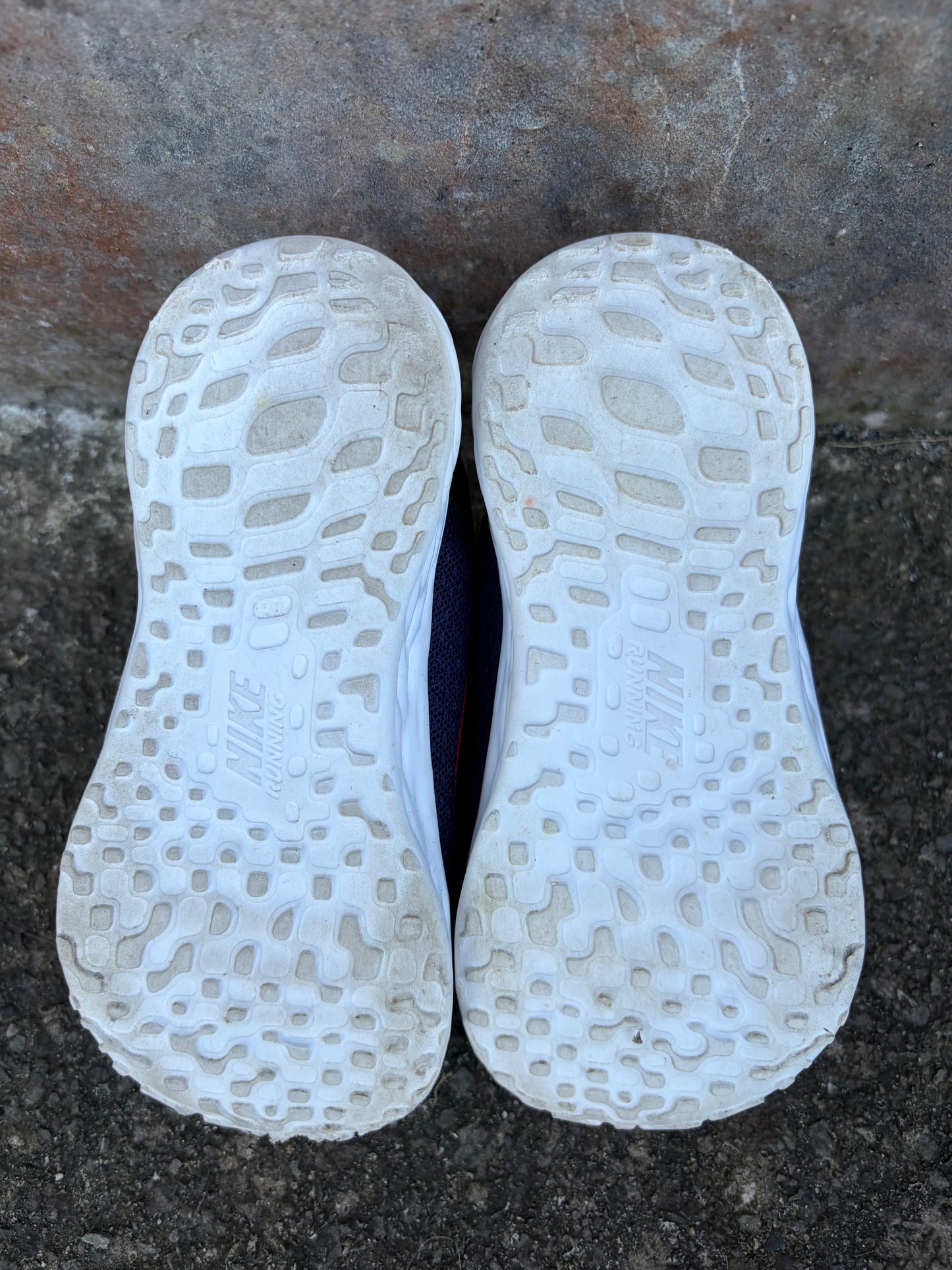 Midnight navy runners uk 9.5 (eu 27)