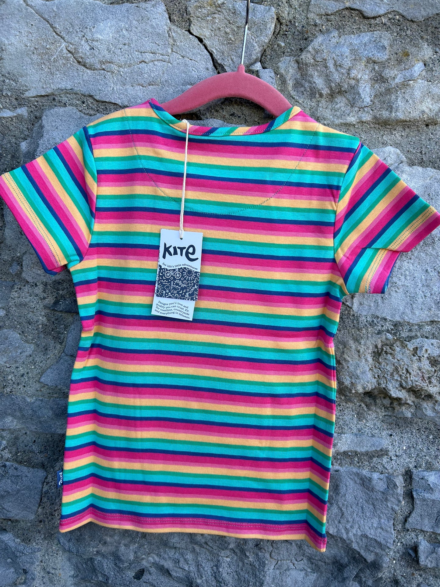 Rainbow stripes T-shirt 5y (110cm)