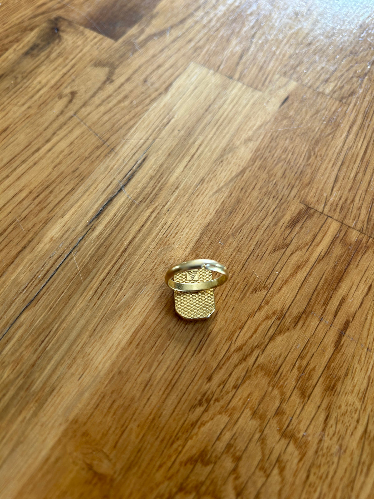 Floral adjustable ring