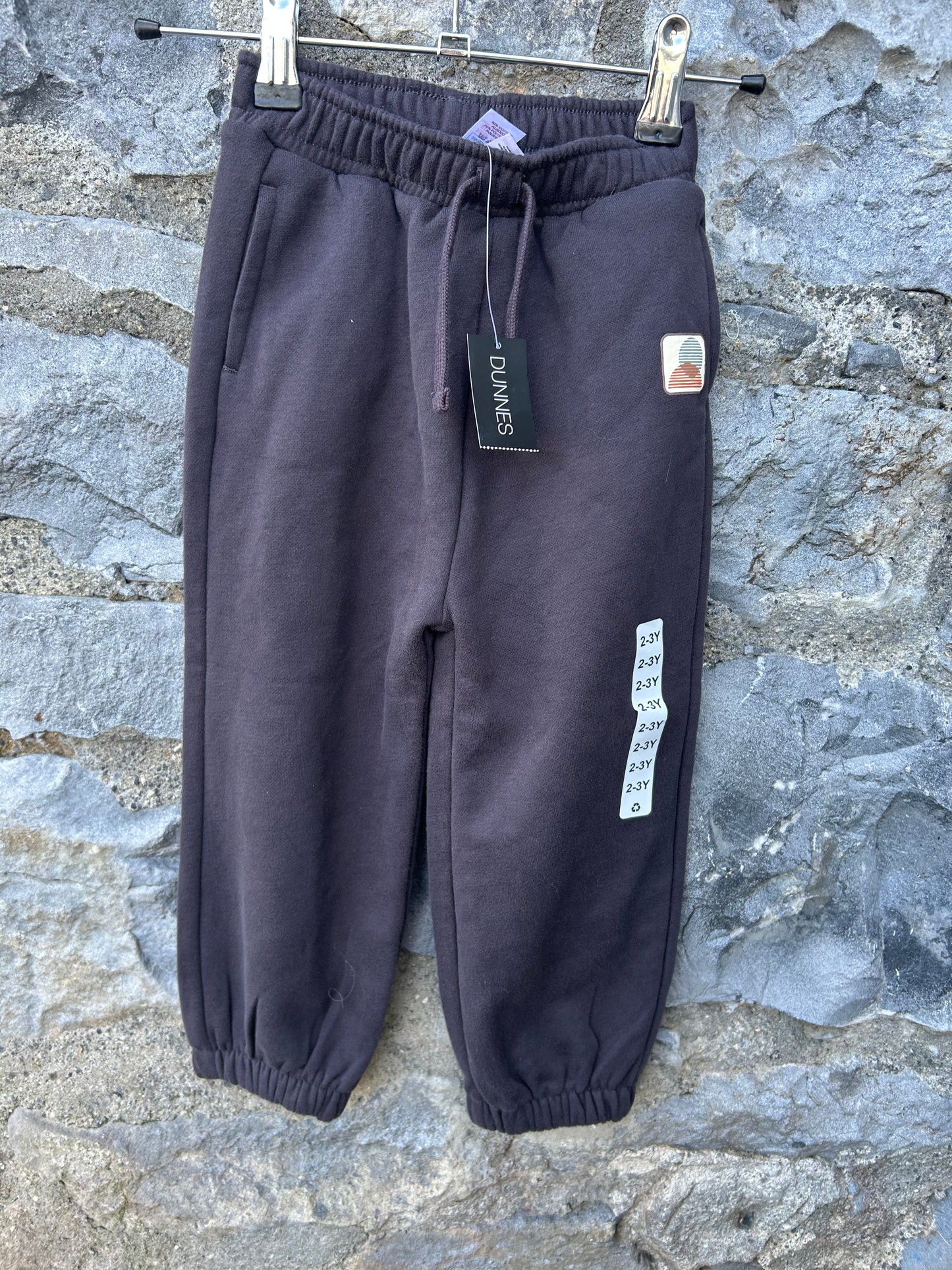 Charcoal tracksuit bottoms 2-3y (92-98cm)