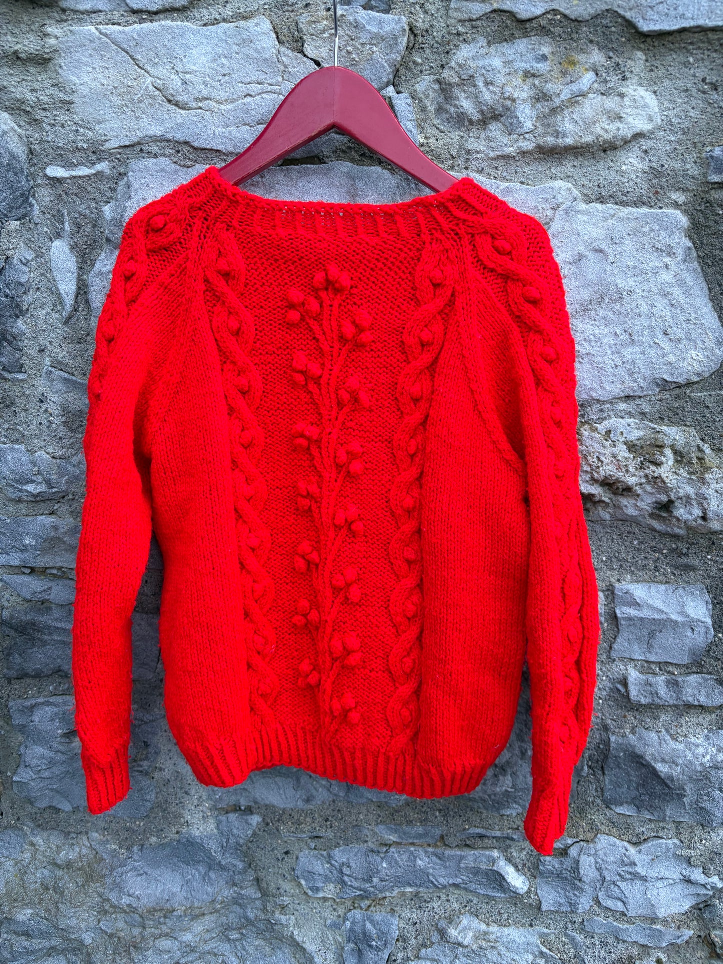 Red handmade jumper 10-11y (140-146cm)