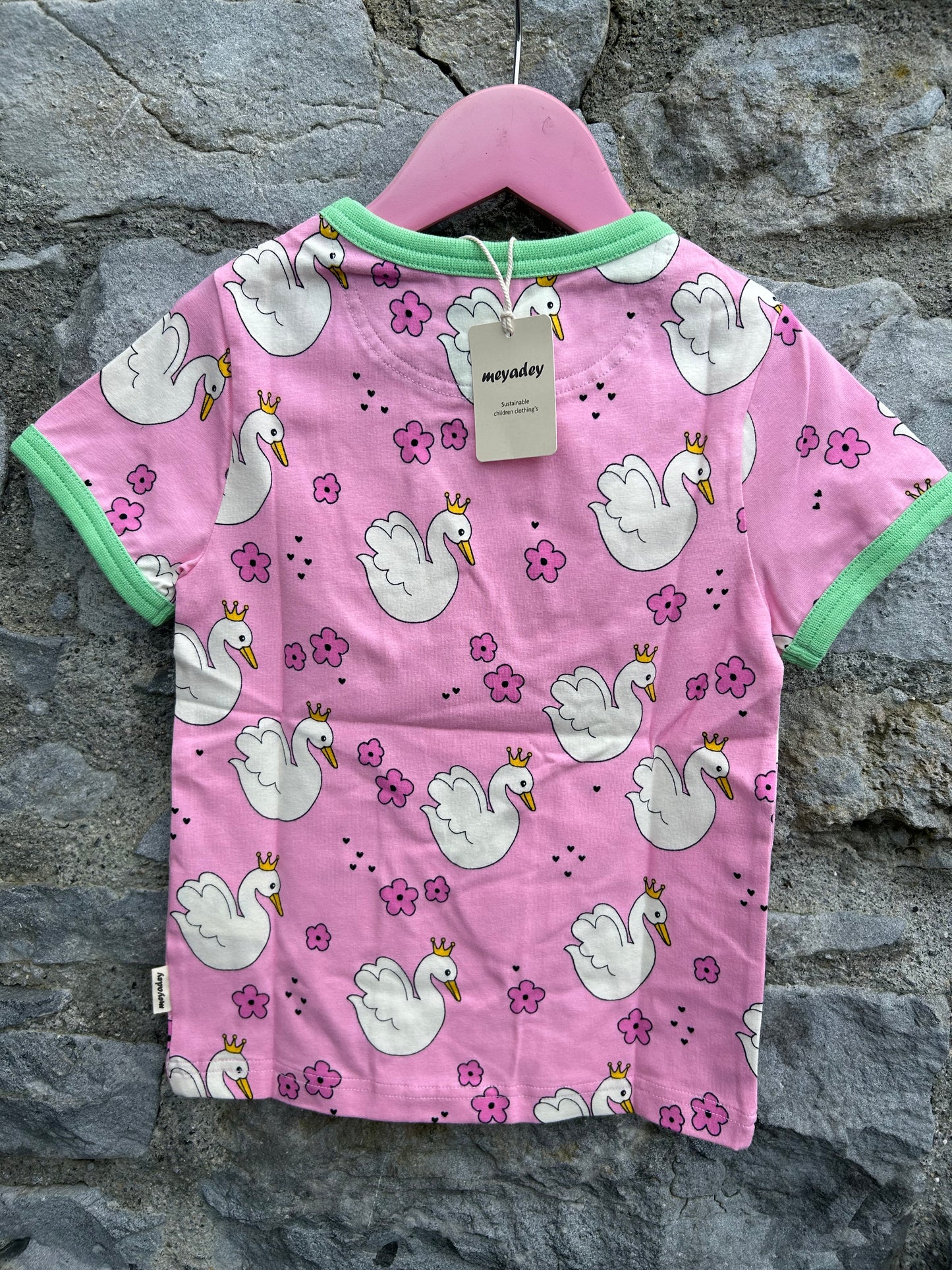 Swan queen pink T-shirt 3-4y (98-104cm)