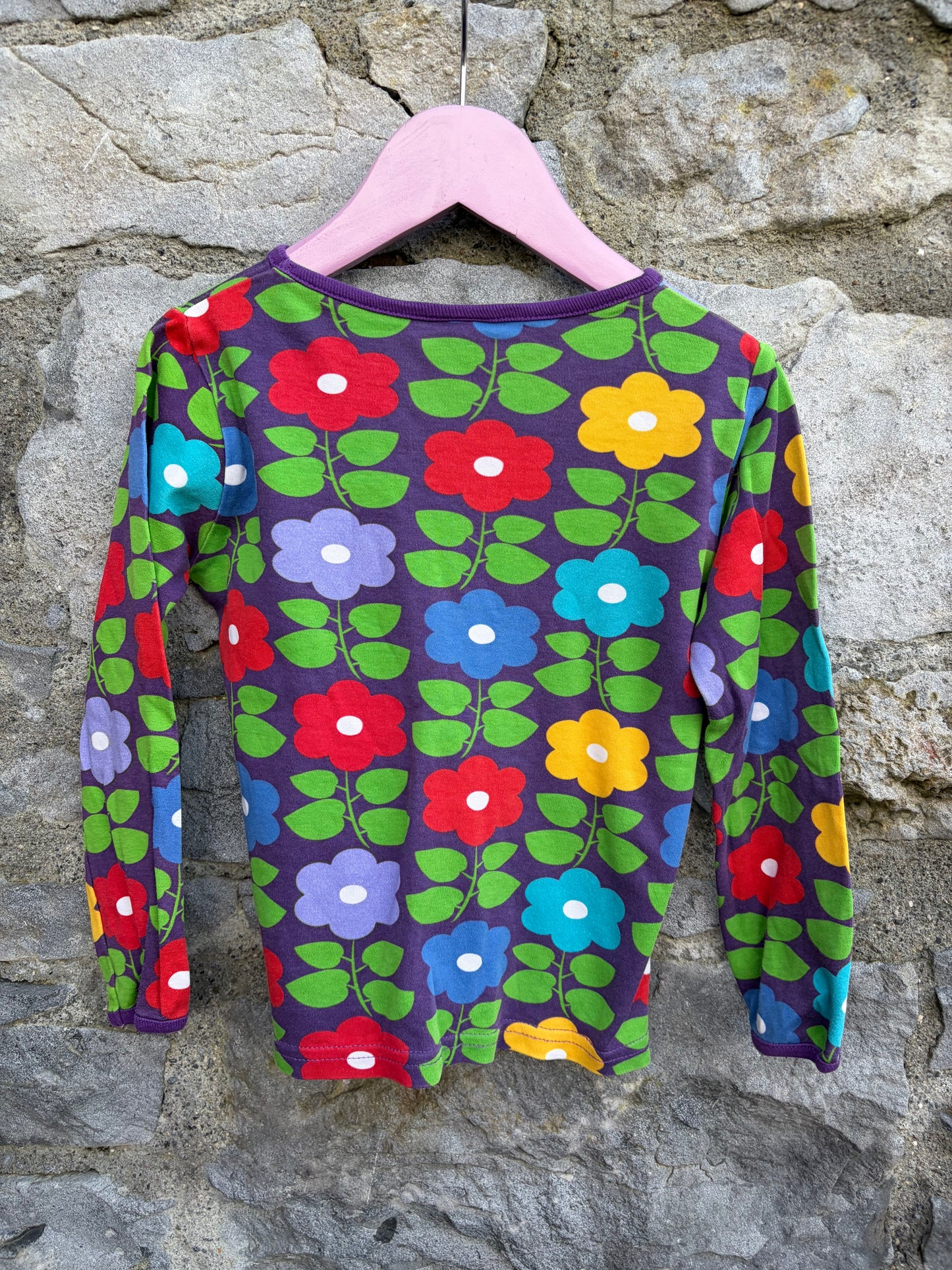 Big flowers purple top 4-5y (104-110cm)