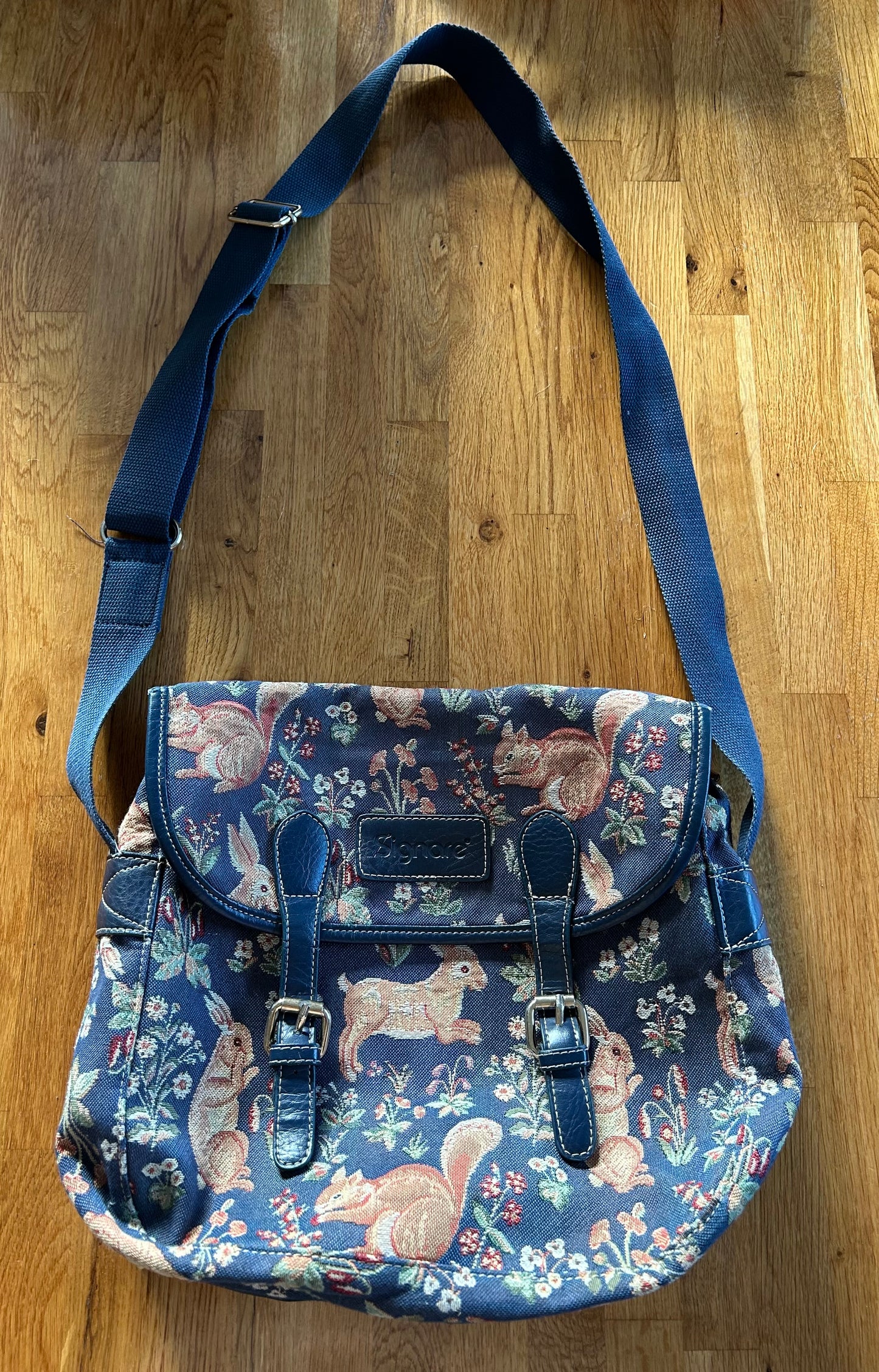 Squirrel bag