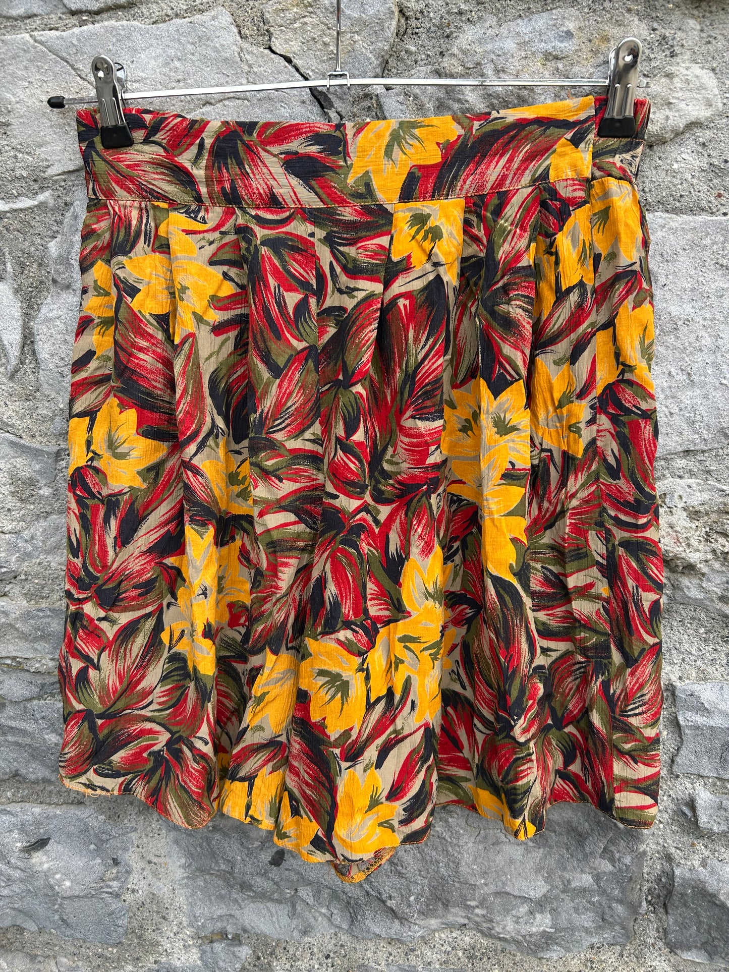80s yellow&maroon leaves shorts uk 12