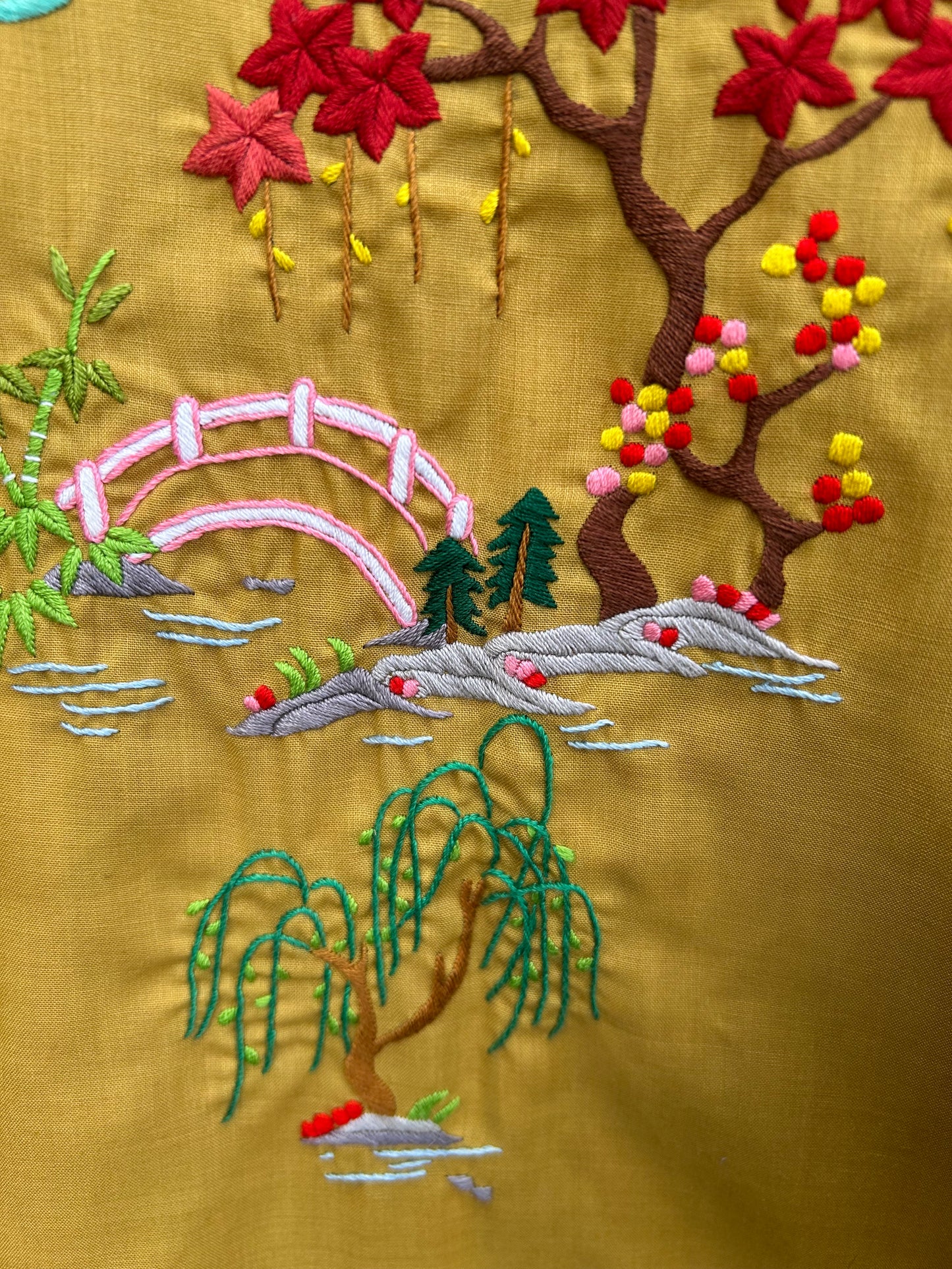 80s mustard embroidered kimono 5-6y (110-116cm)