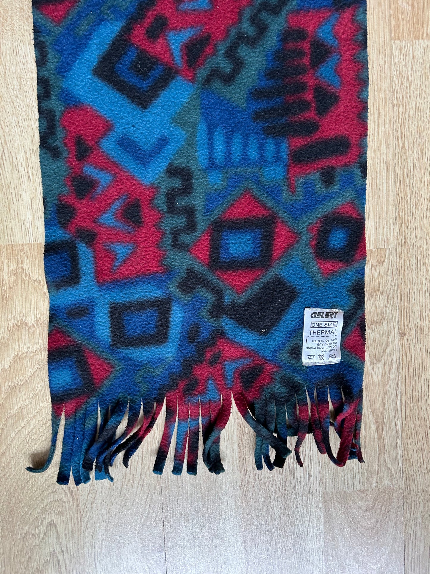 Geometric fleece scarf
