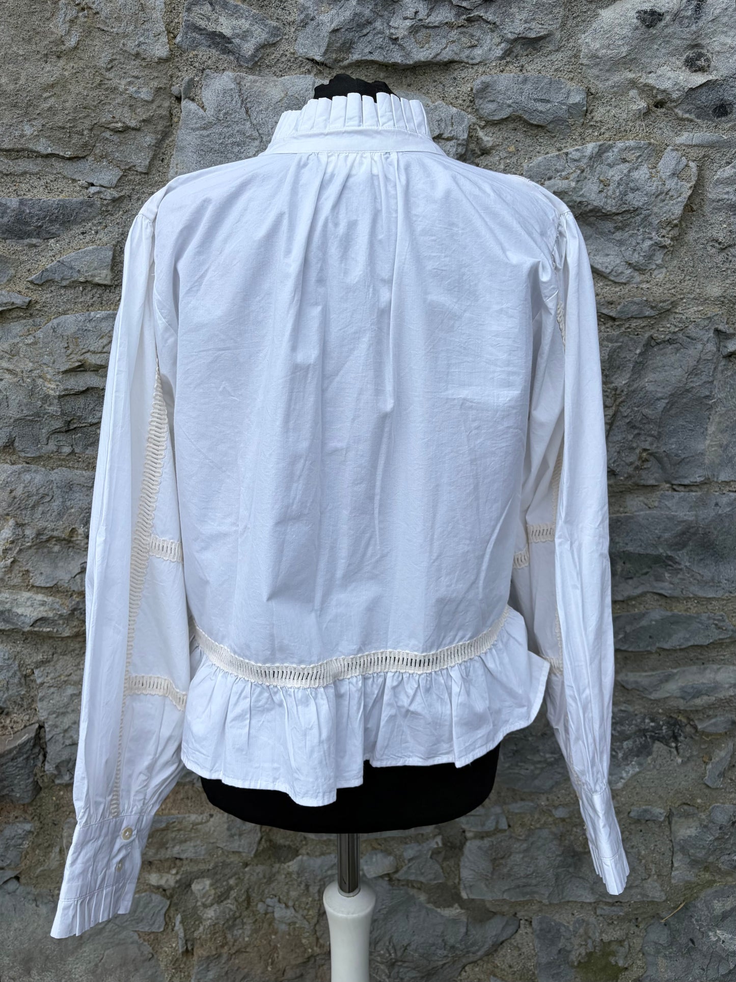 White blouse uk 10-12
